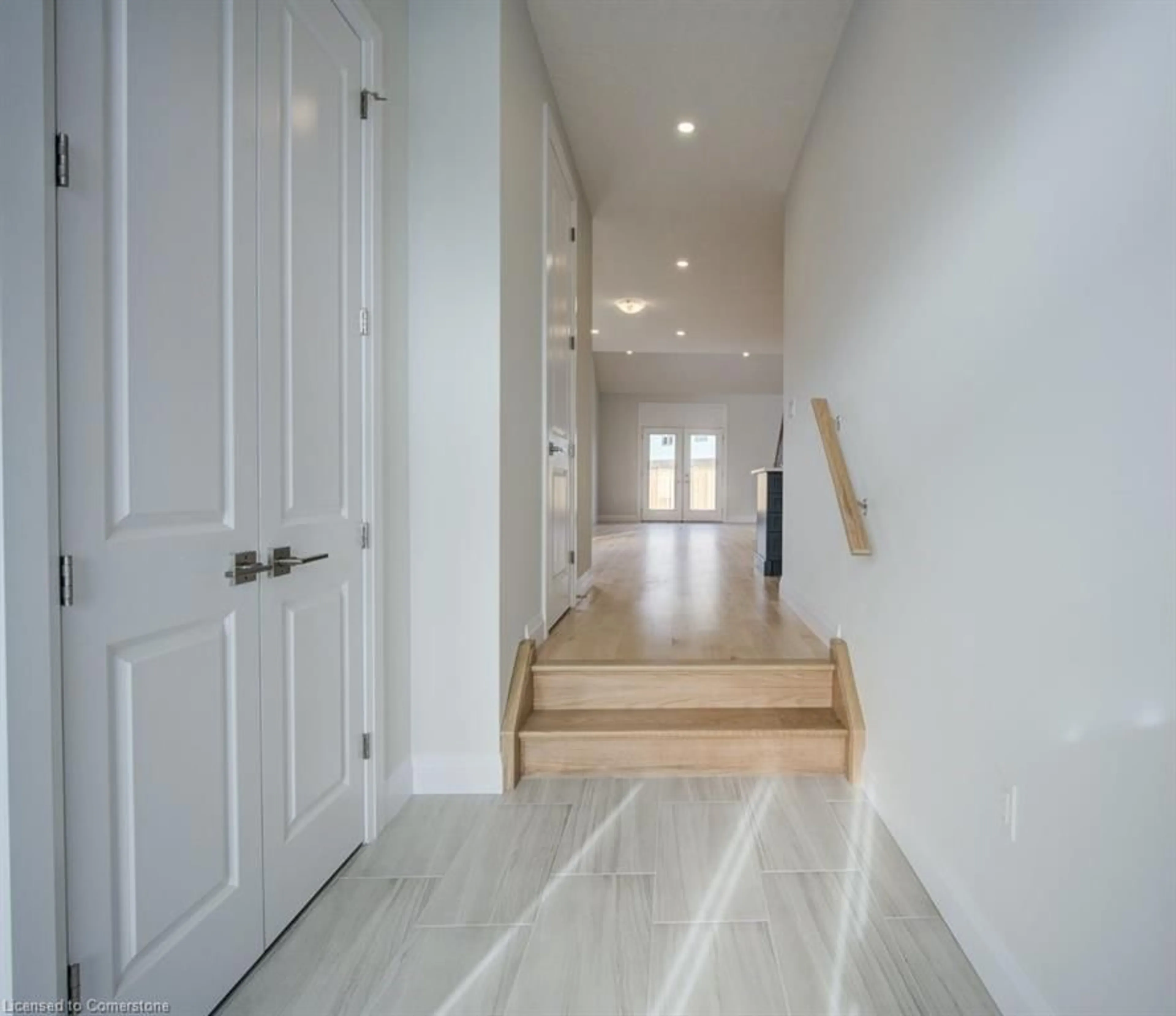 Indoor foyer, wood floors for 236 Applewood St, Plattsville Ontario N0J 1S0