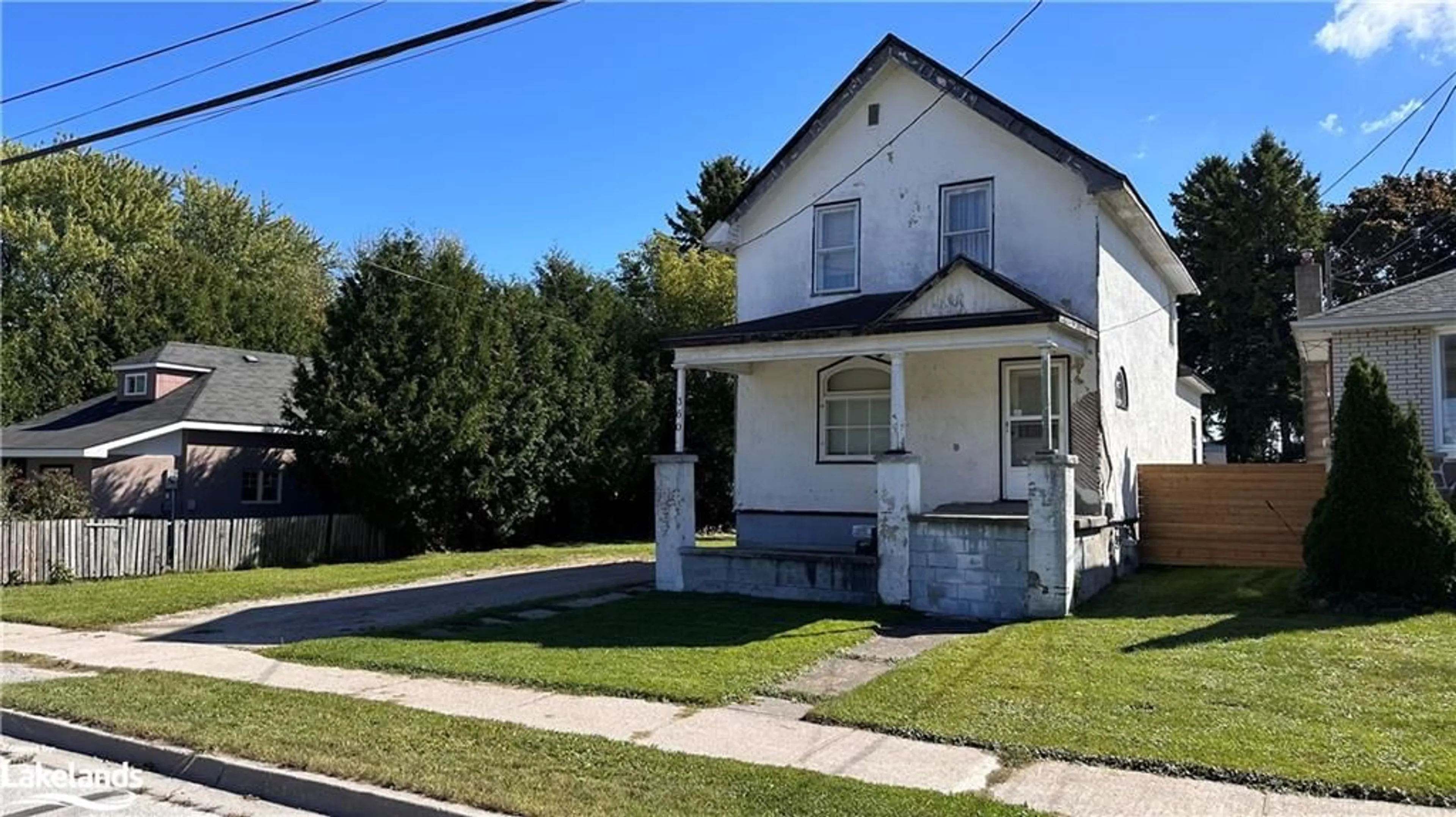 Frontside or backside of a home, cottage for 360 Ontario St, Collingwood Ontario L9Y 1N3