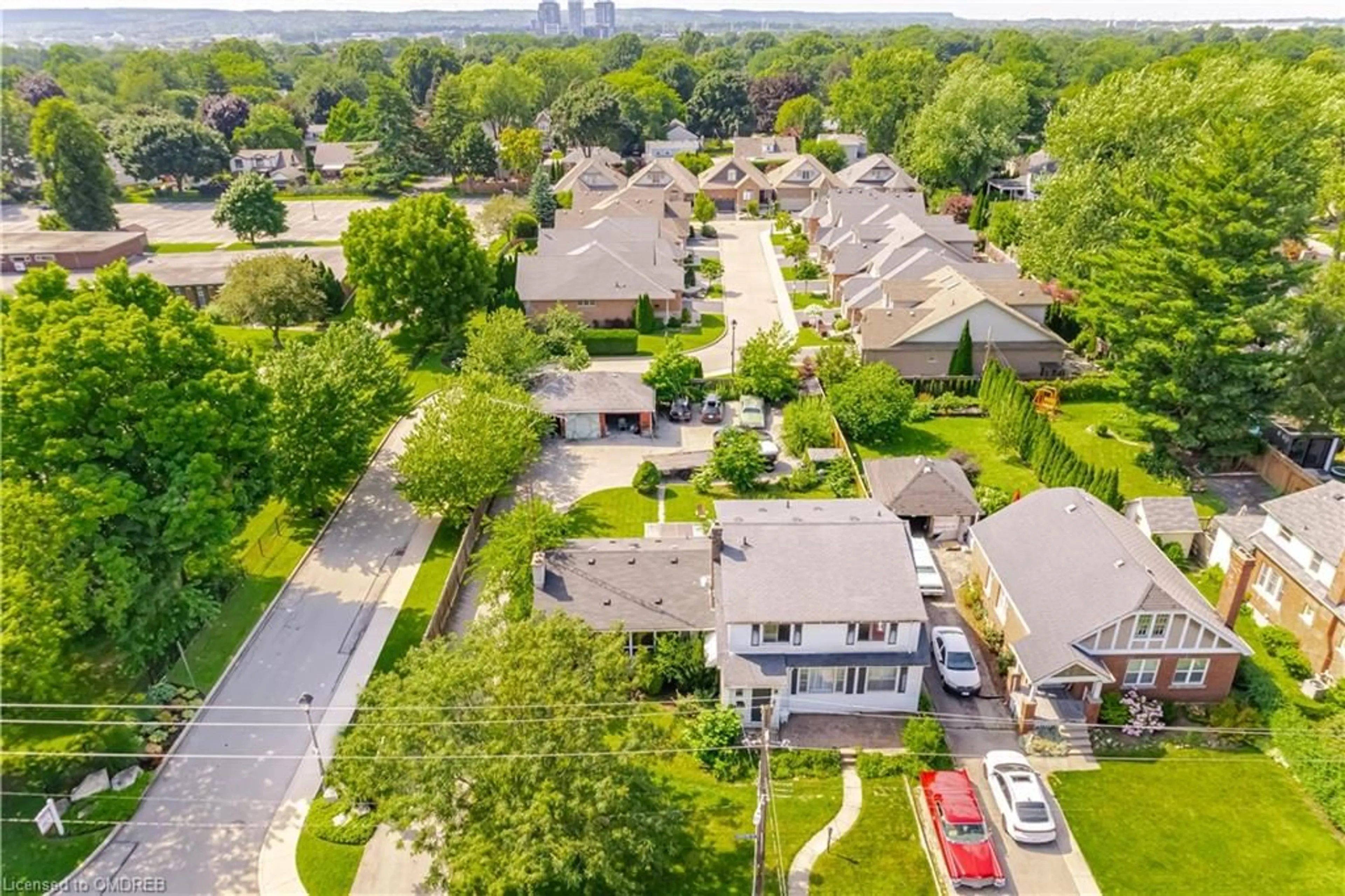 Frontside or backside of a home, the street view for 2149 Caroline St, Burlington Ontario L7R 1L7