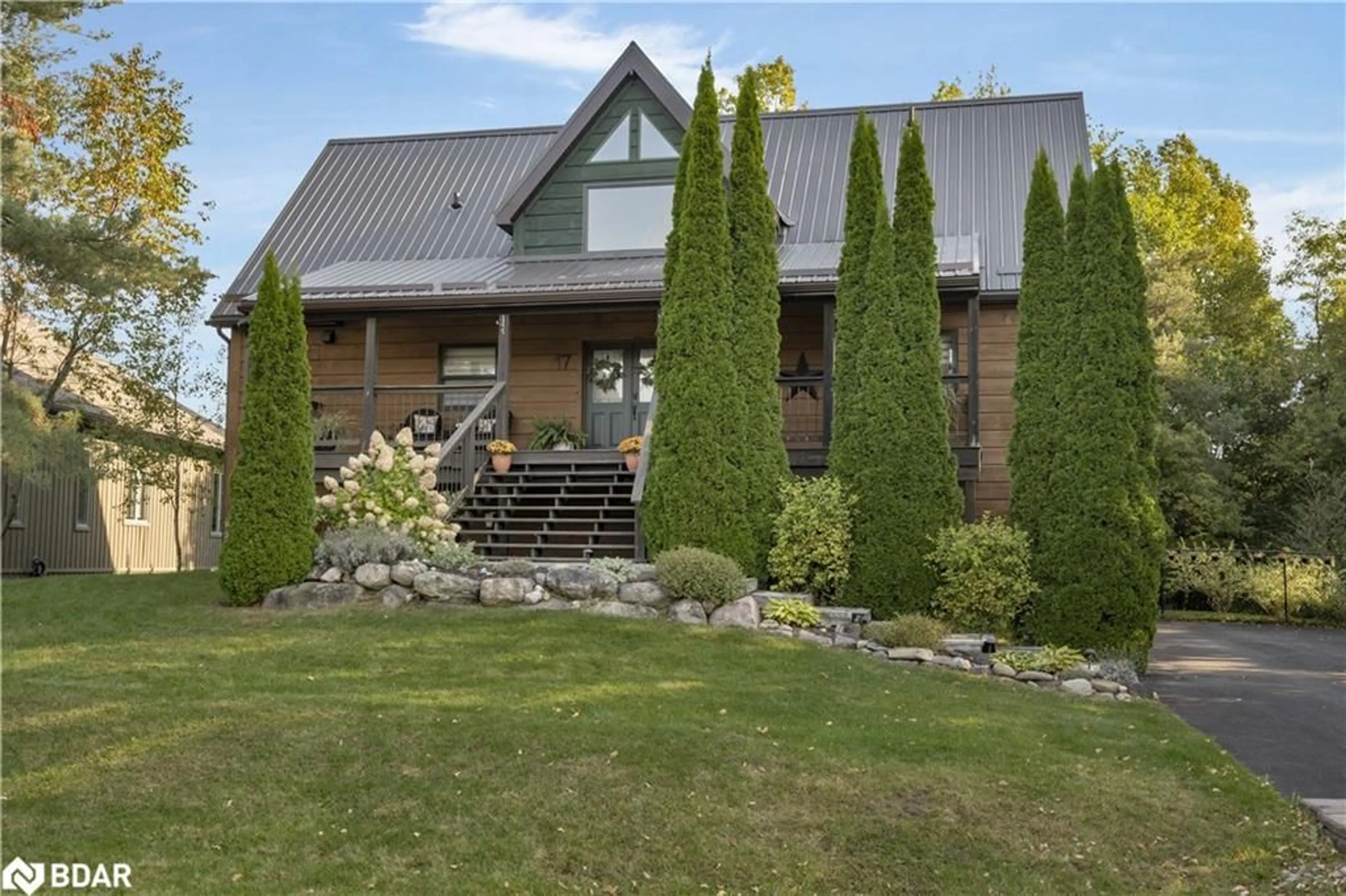 Frontside or backside of a home, cottage for 17 Bridle Path, Oro-Medonte Ontario L0L 2L0