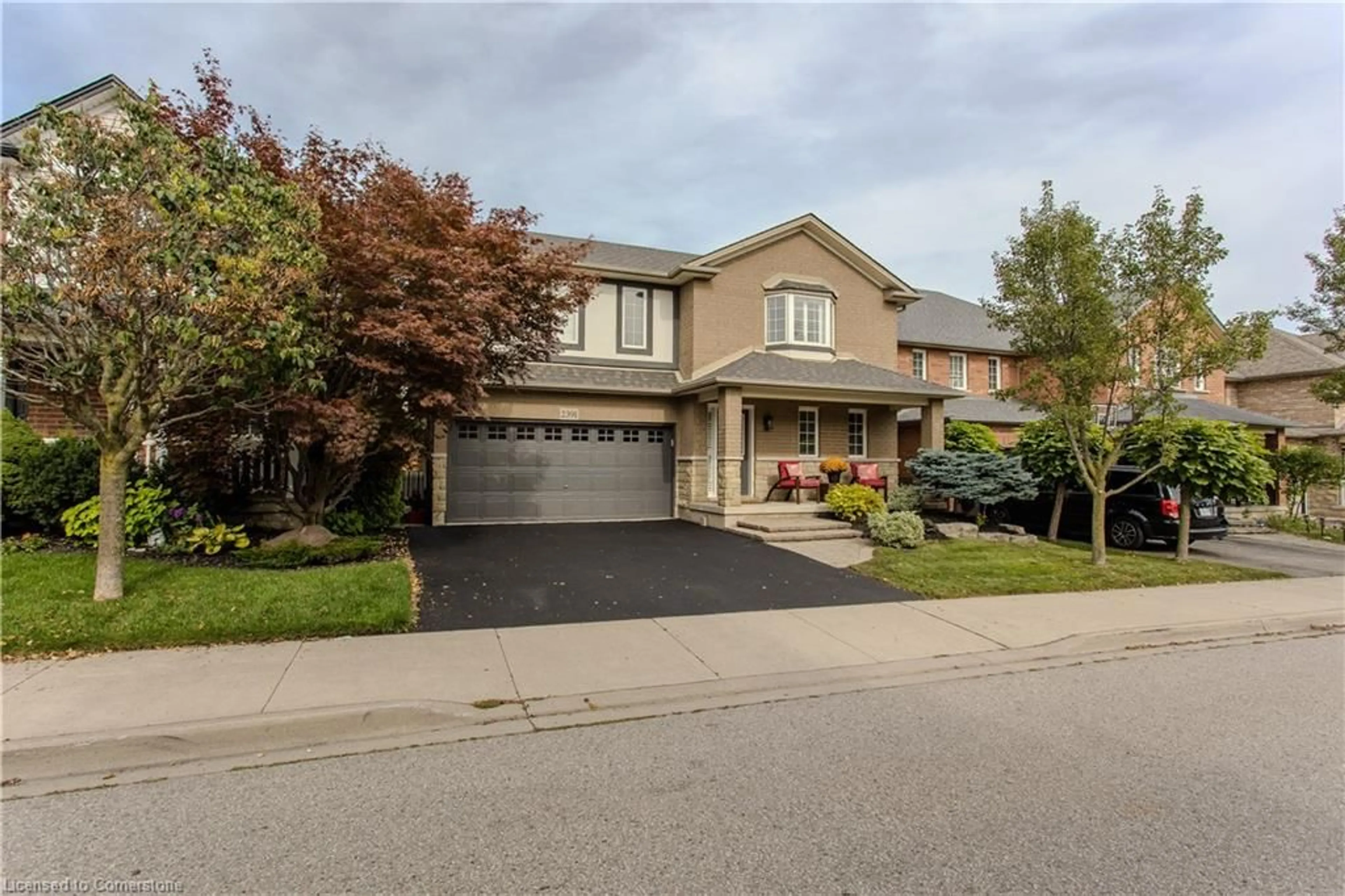 Frontside or backside of a home for 2391 Norland Dr, Burlington Ontario L7L 7C7