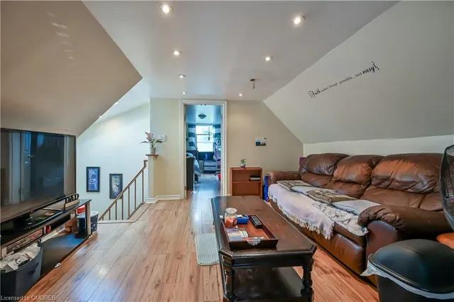 Additional property image - 139 Balsam Ave