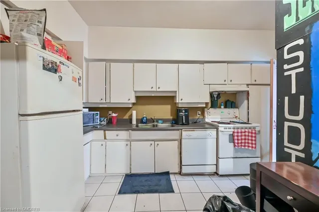 Additional property image - 139 Balsam Ave