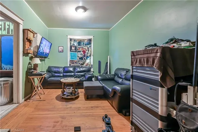 Additional property image - 139 Balsam Ave