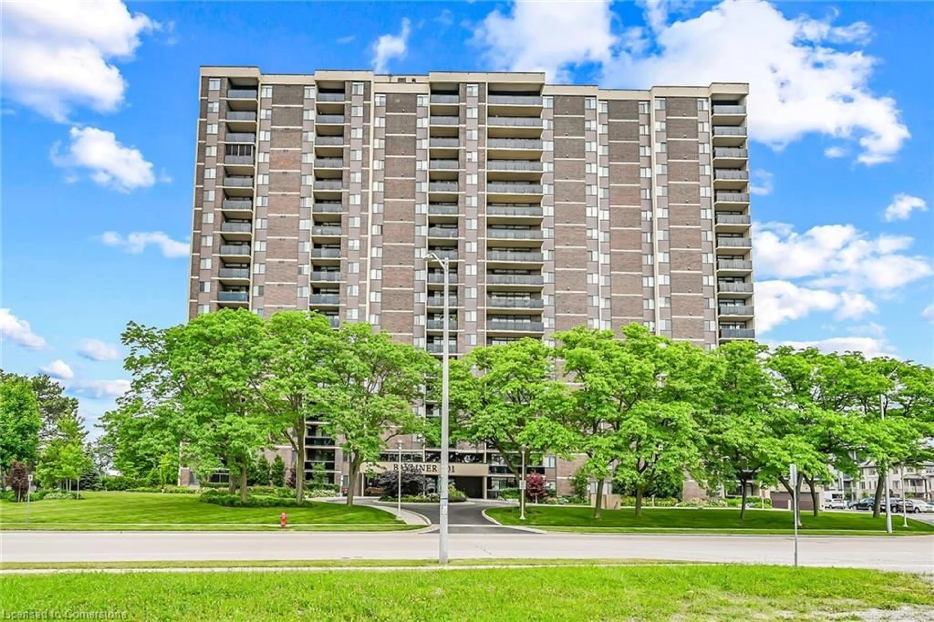 A pic from exterior of the house or condo, the front or back of building for 301 Frances Ave #306, Stoney Creek Ontario L8E 3W6