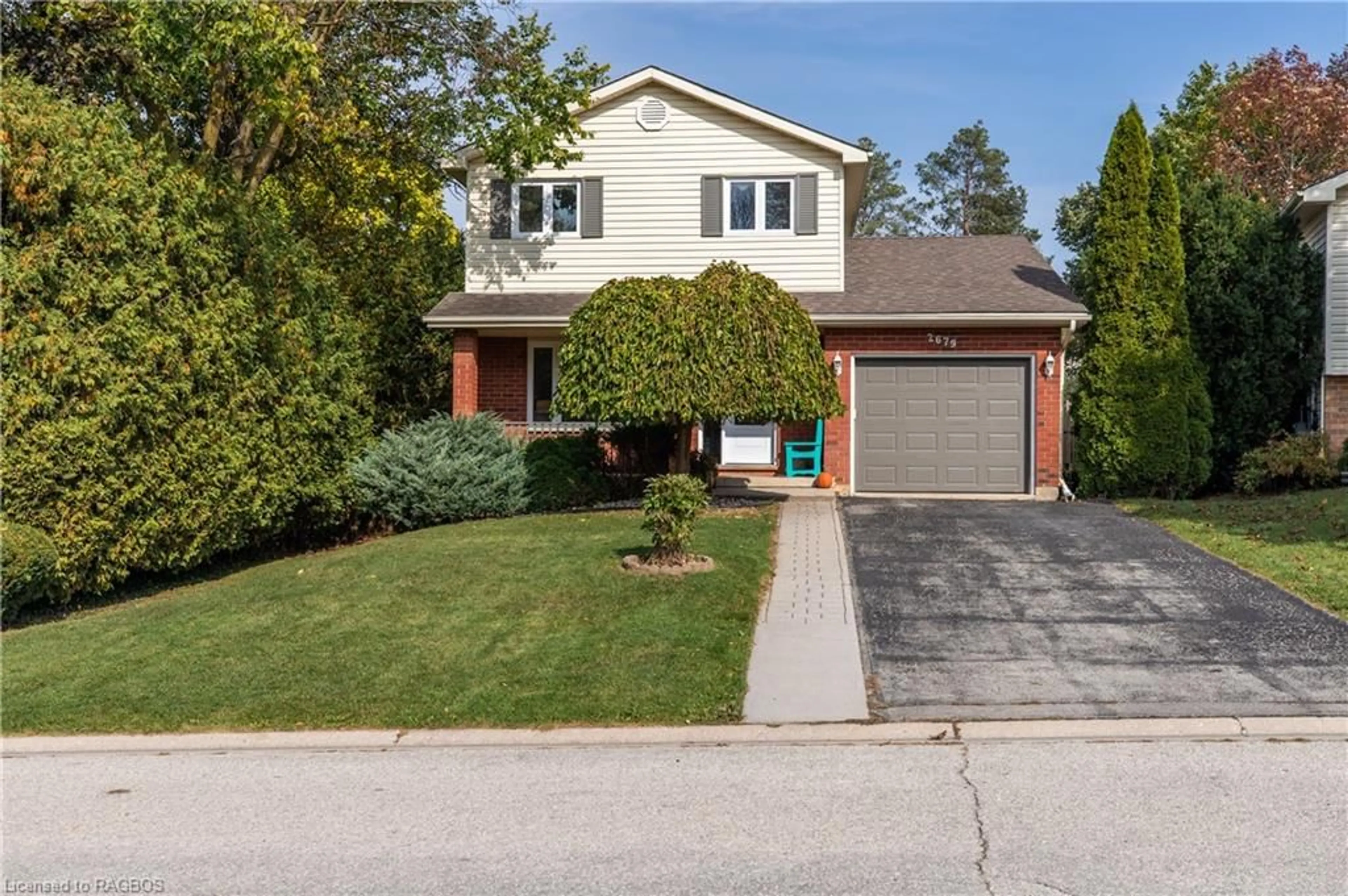 Frontside or backside of a home, the street view for 2679 8th Avenue A, Owen Sound Ontario N4K 6T4