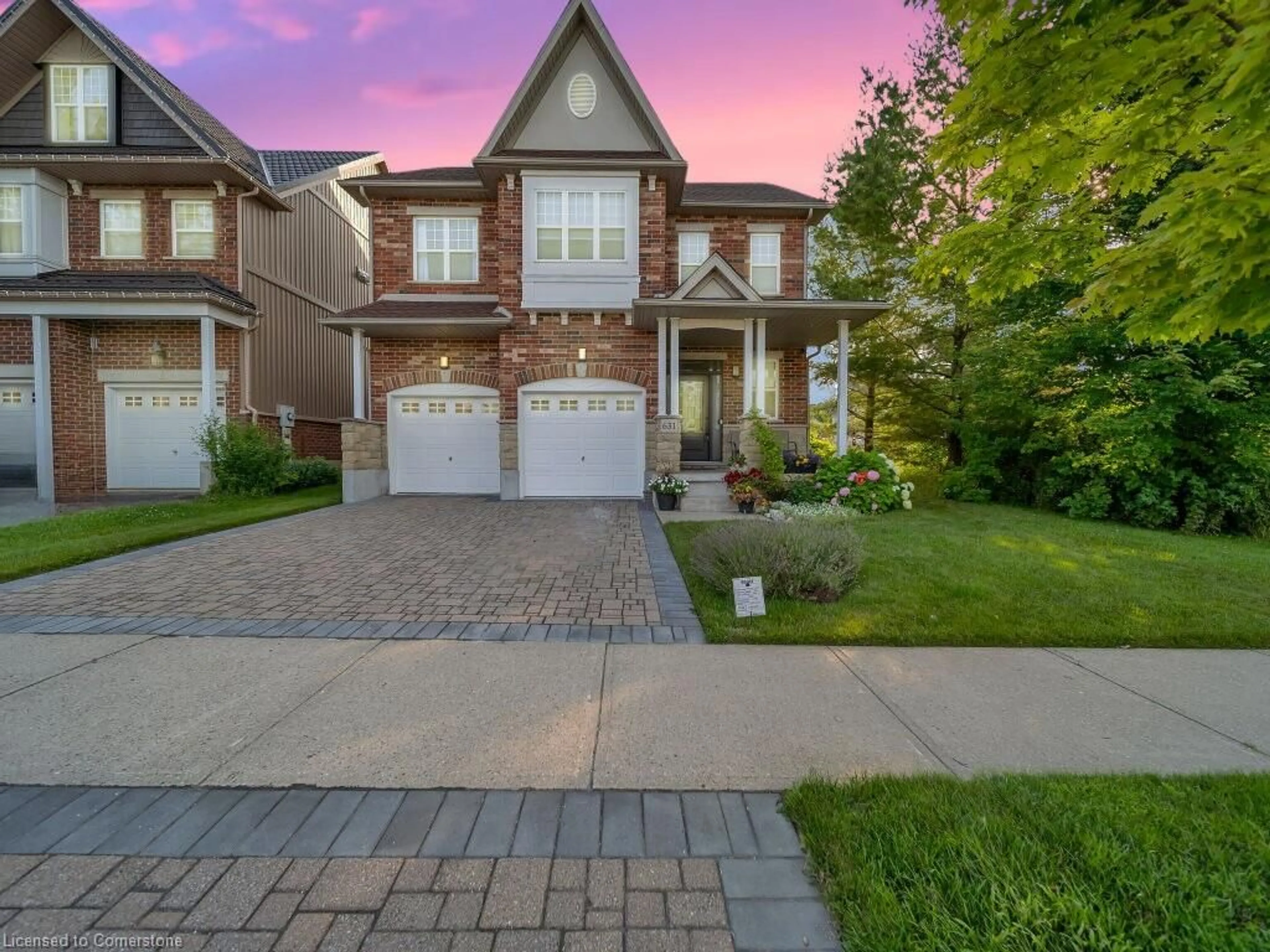 Home with brick exterior material for 631 Frieburg Dr, Waterloo Ontario N2T 2Y2