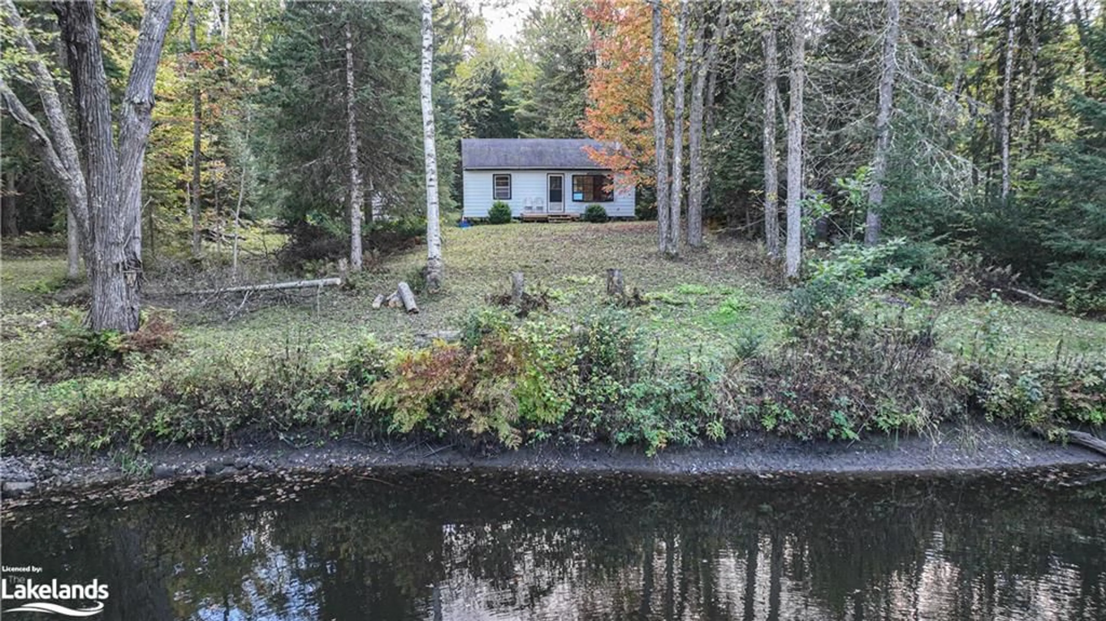 Cottage for 6571 Pioneer Village Lane, Sebright Ontario L0K 1W0