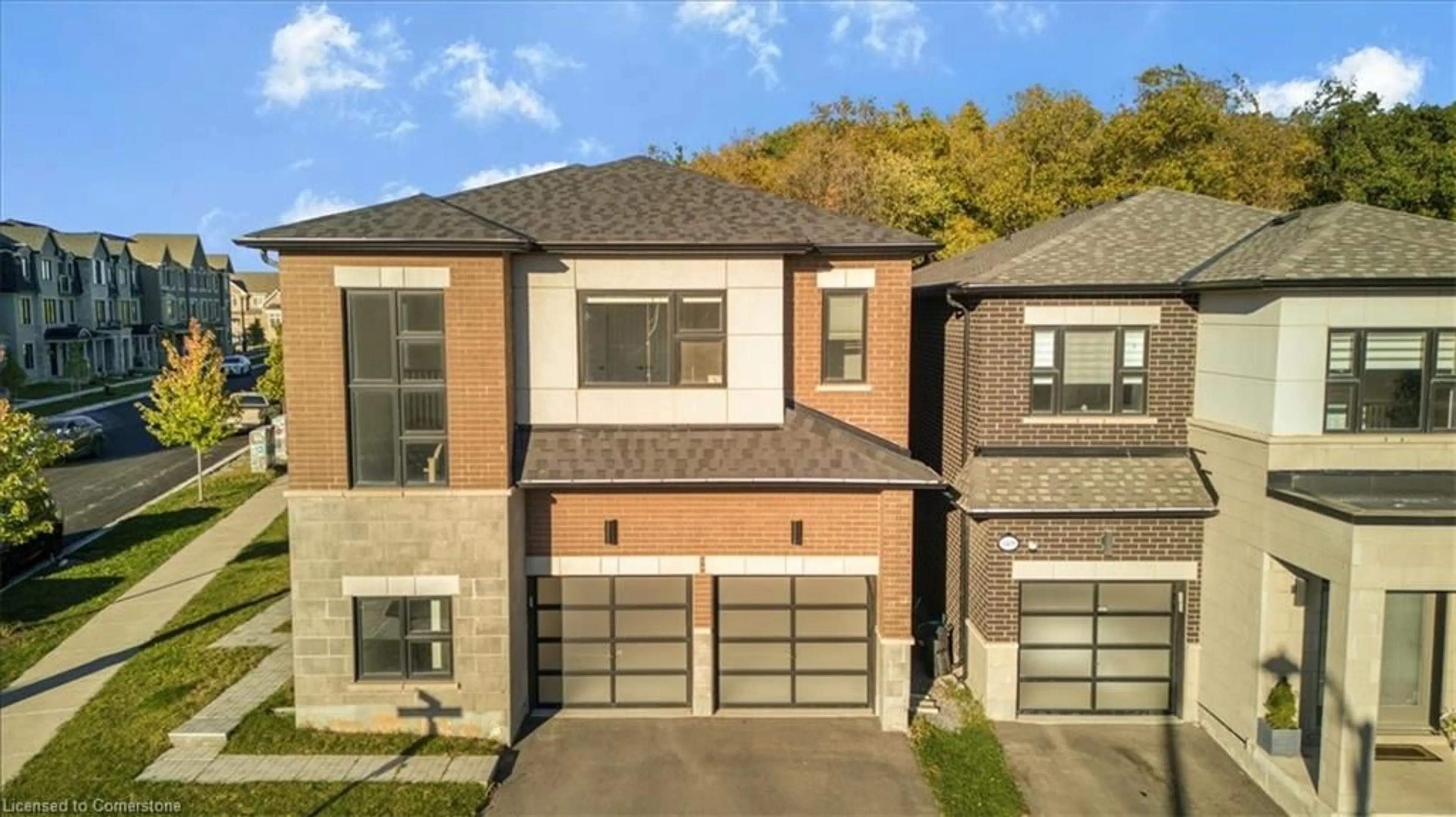 Home with brick exterior material for 142 Settlers Road East Rd, Oakville Ontario L6H 0Y3