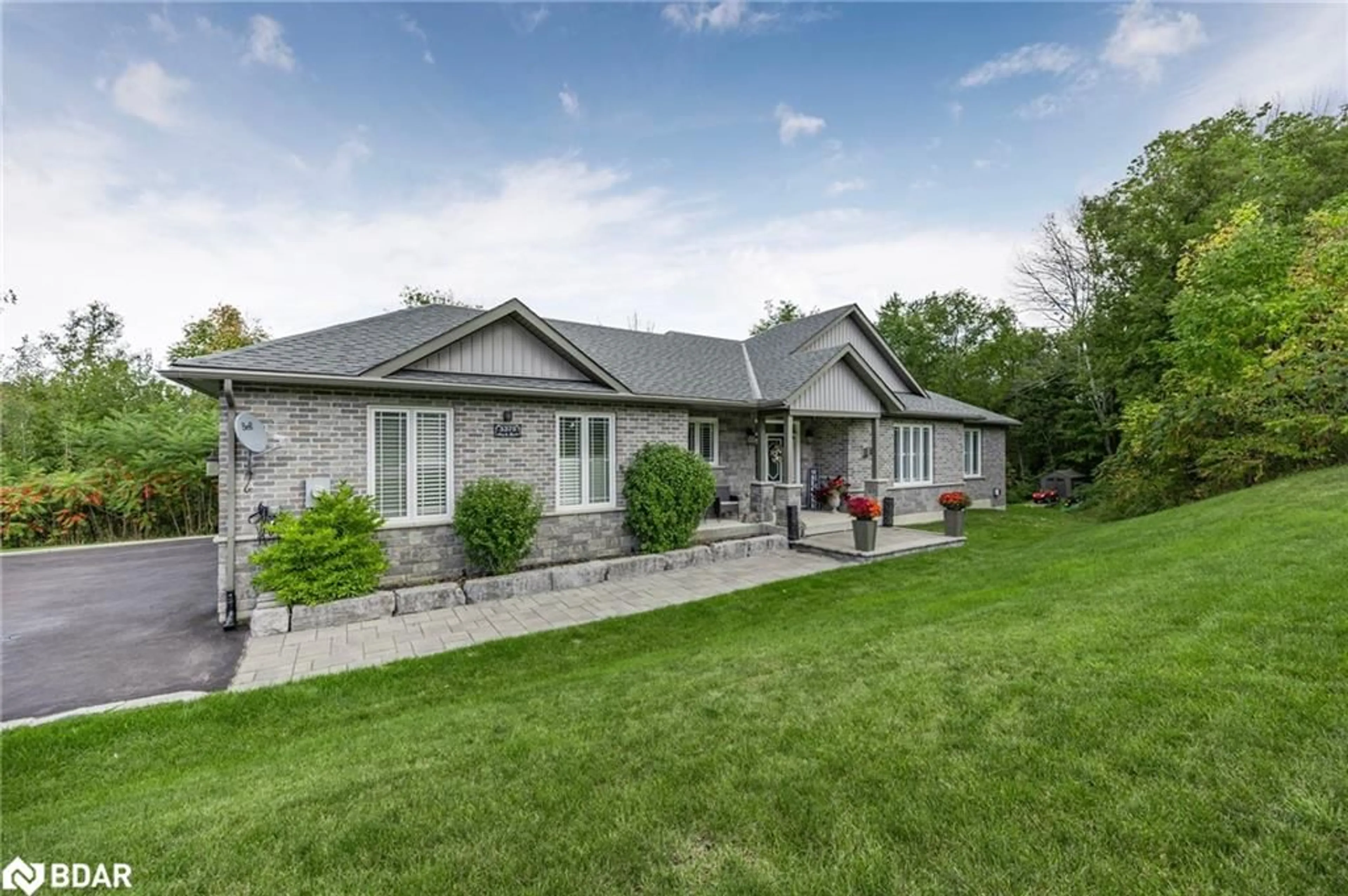 Frontside or backside of a home, cottage for 3375 Line 6 North Line, Oro-Medonte Ontario L0K 1E0