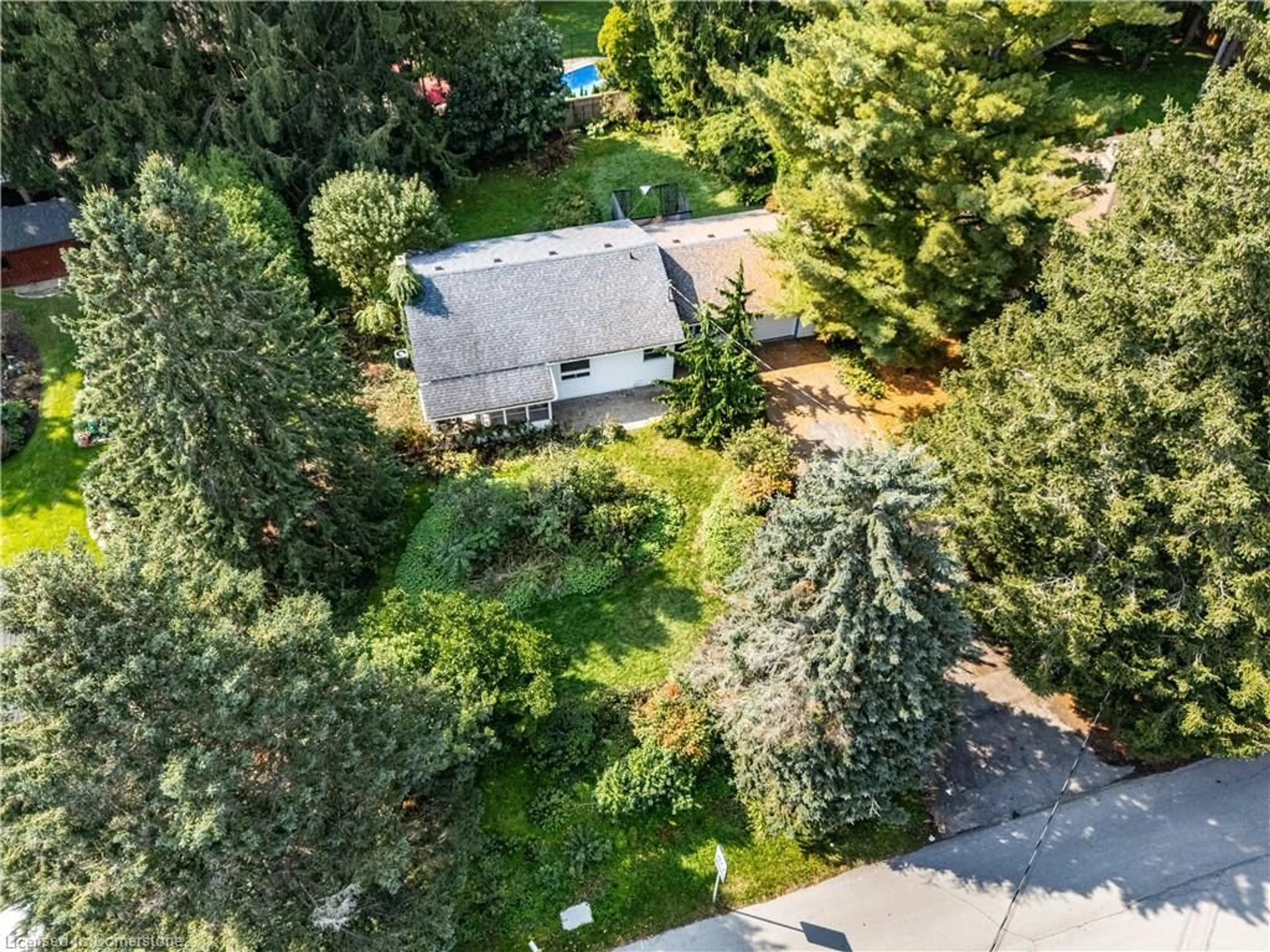 Frontside or backside of a home, the fenced backyard for 3 William St, Carlisle Ontario L8L 5T6