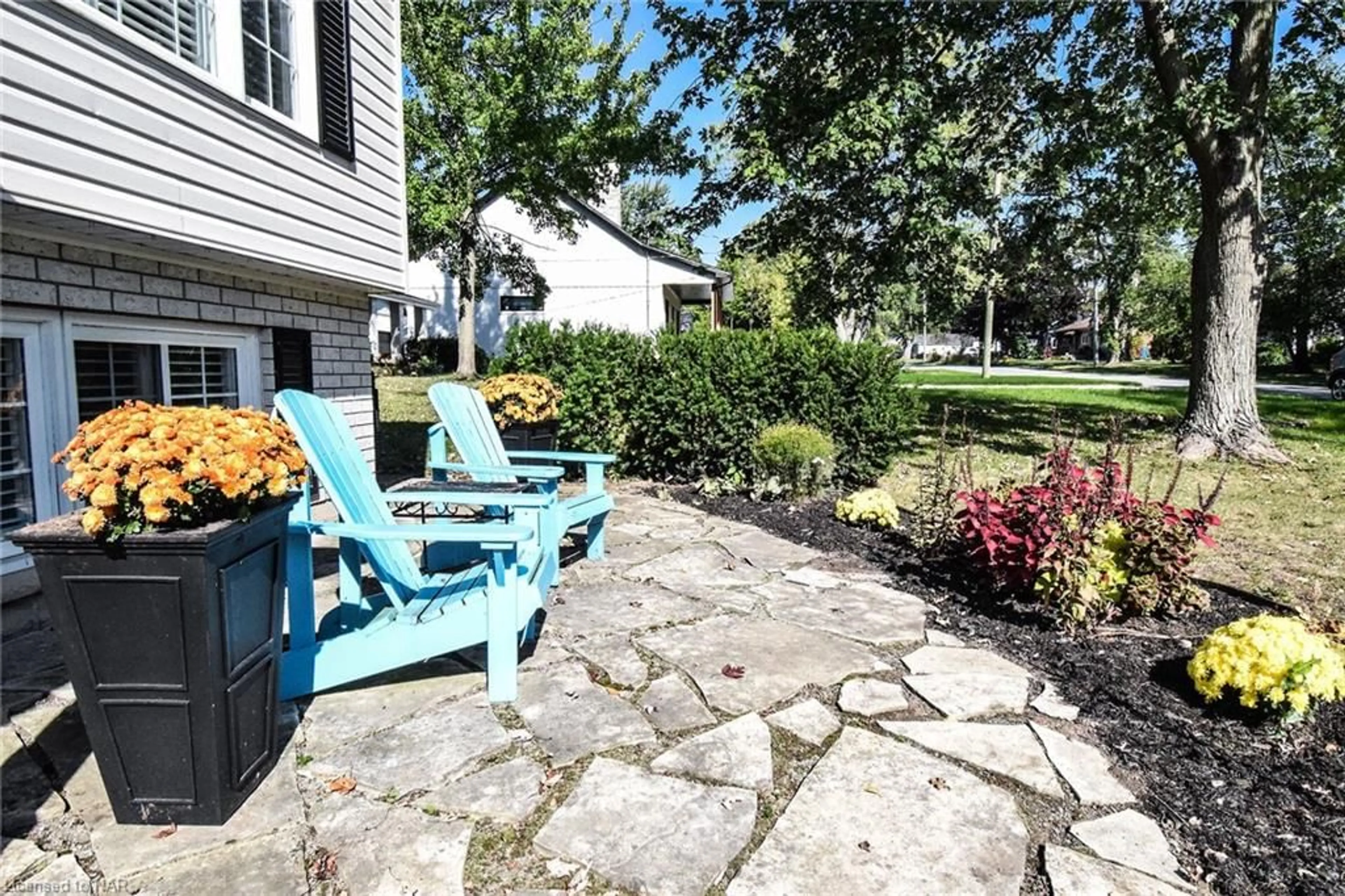 Patio, cottage for 199 Lakewood Ave, Crystal Beach Ontario L0S 1B0