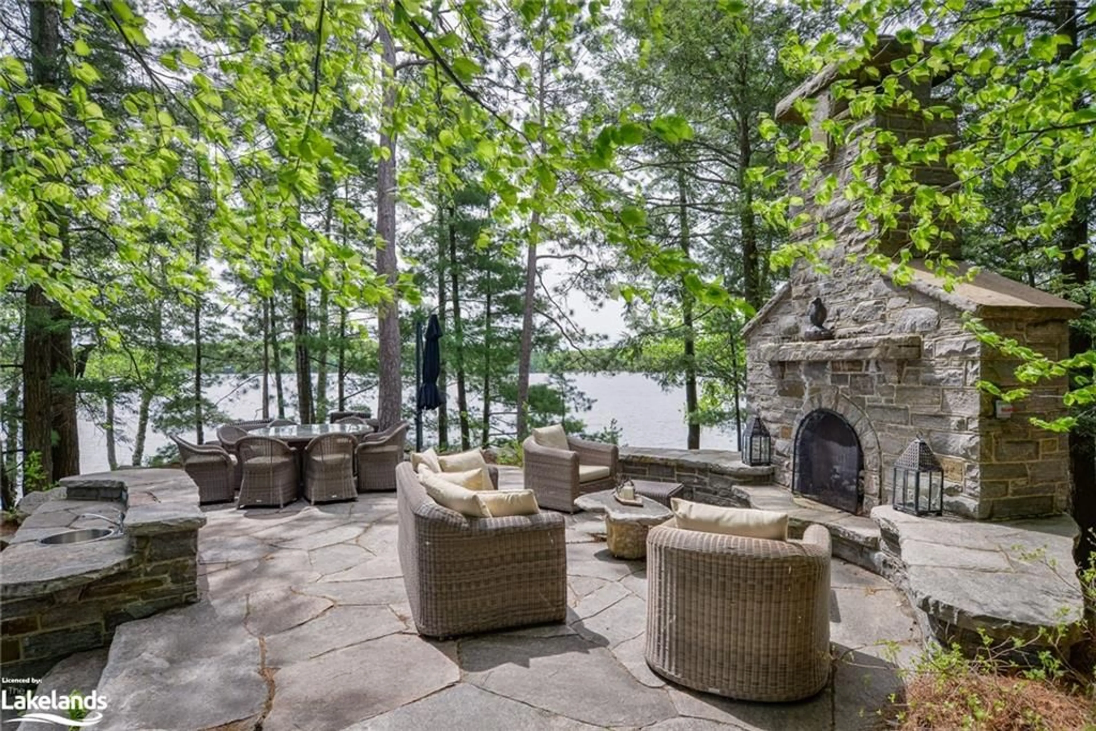 Patio, cottage for 0 M  (Mossy Rock) Island, Port Carling Ontario P0B 1E0