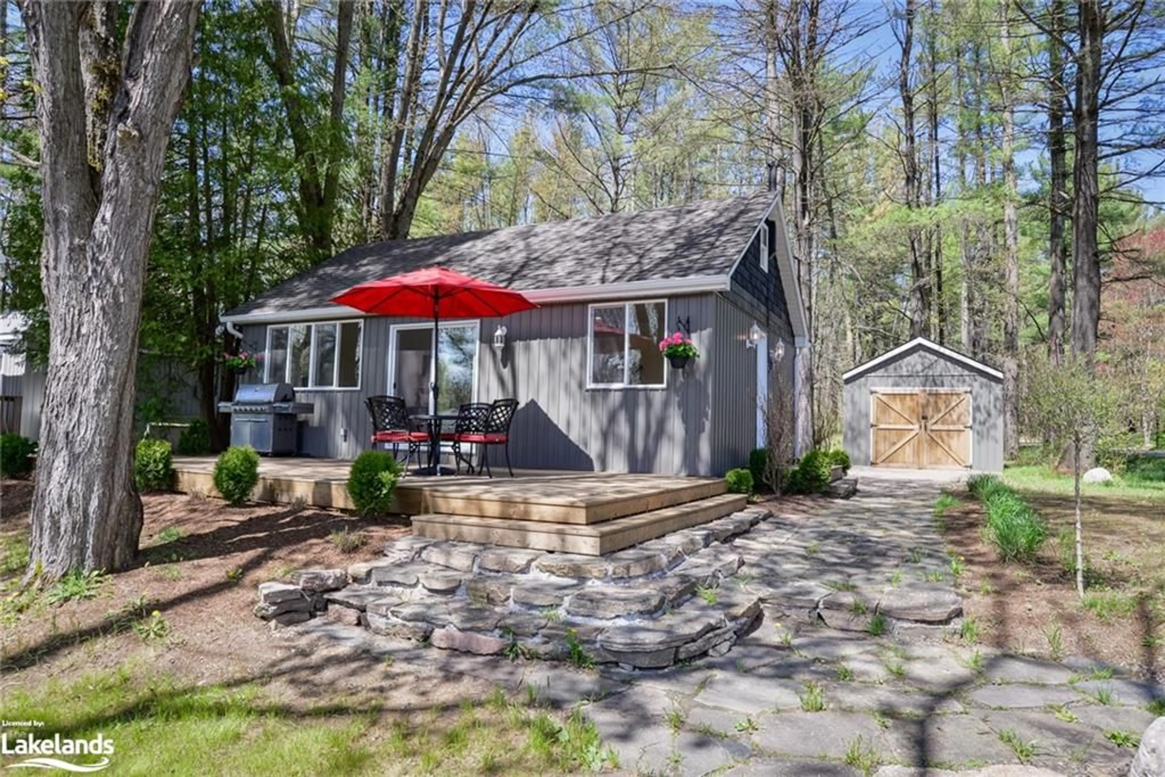 Patio, cottage for 1036 Bagley Rd, Gravenhurst Ontario P0E 1N0