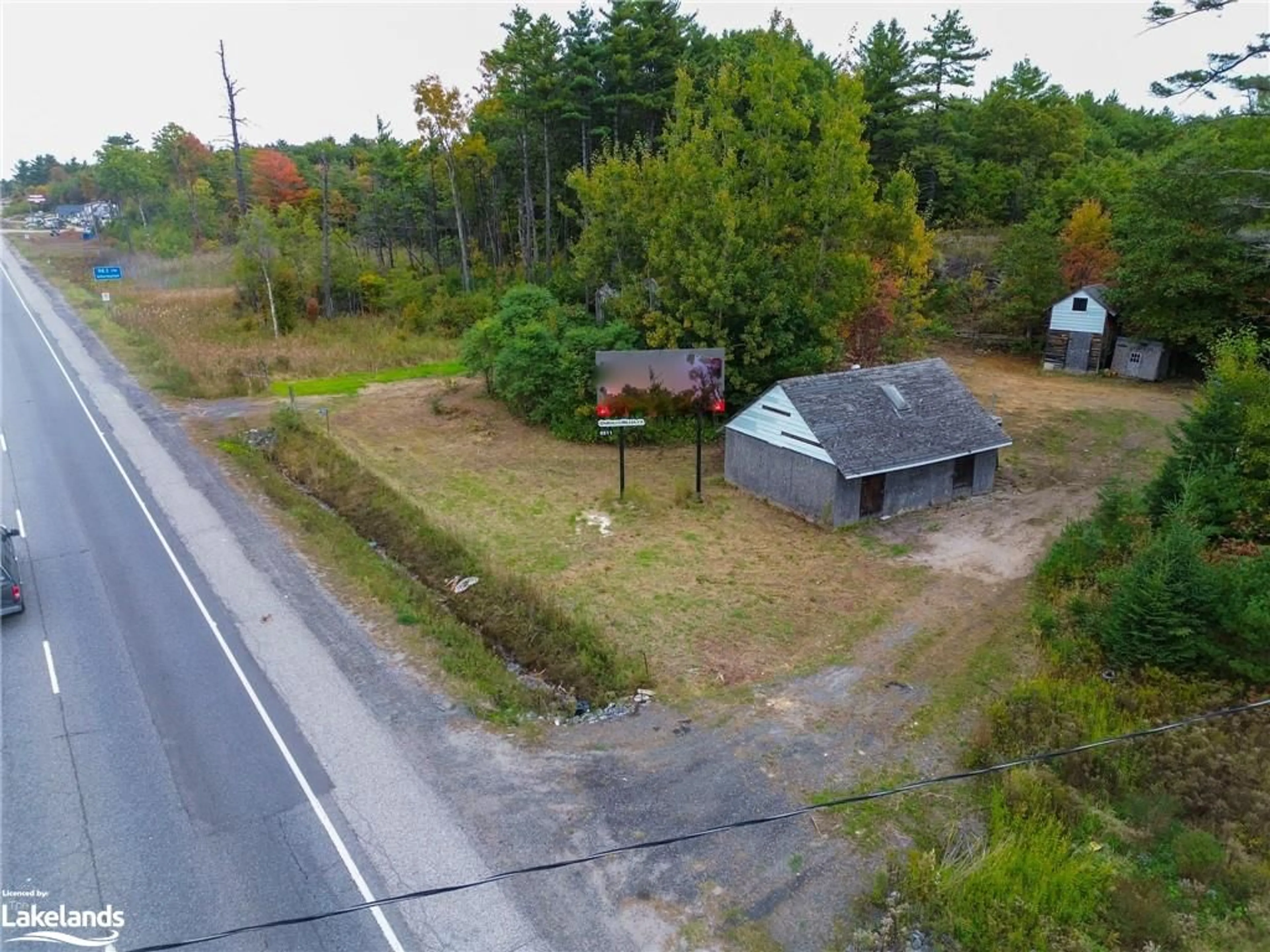 Street view for 1994 Hwy 11 N, Gravenhurst Ontario P1P 1R1