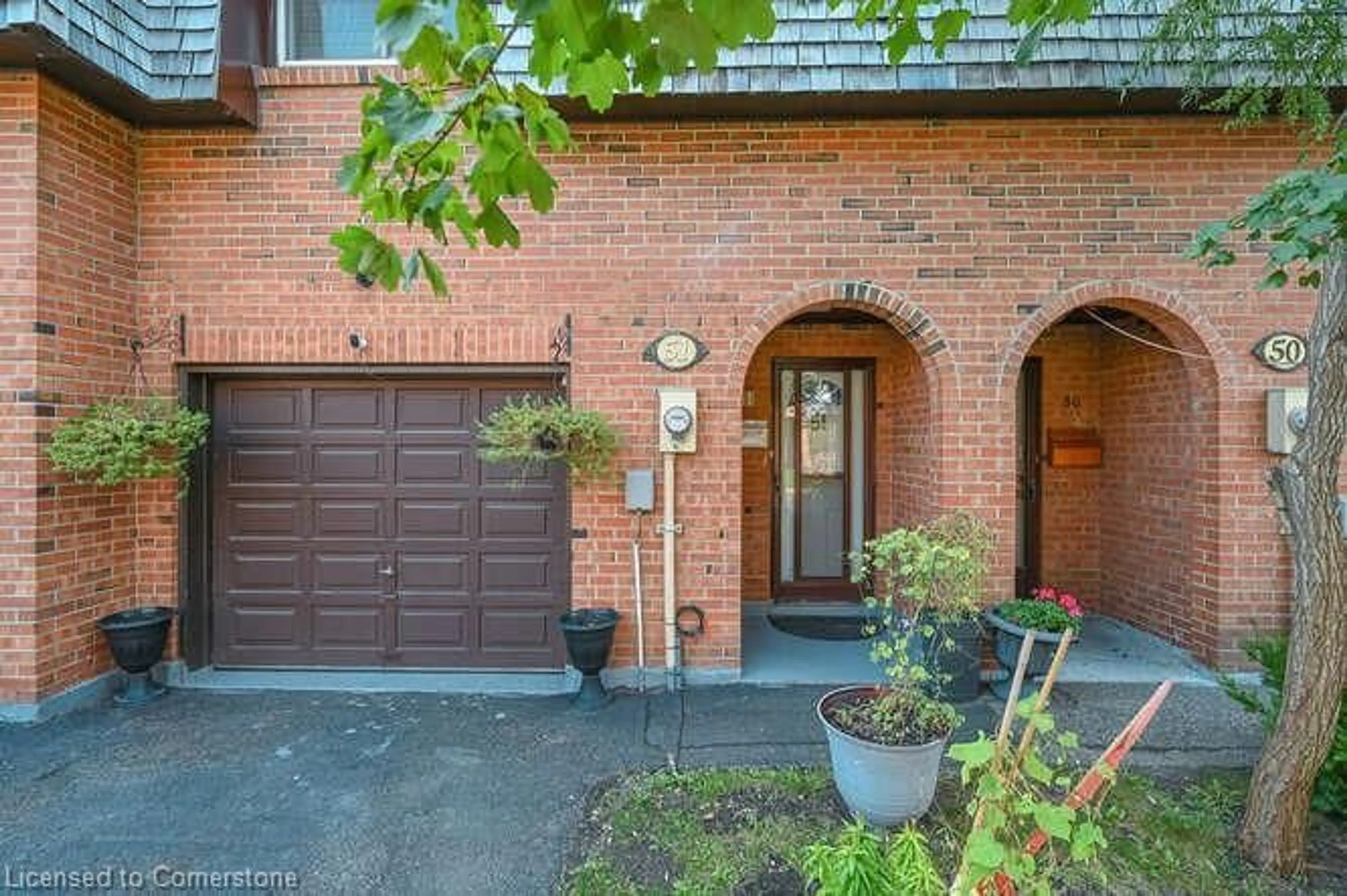 Home with brick exterior material for 51 Briar Path, Brampton Ontario L6T 2A3