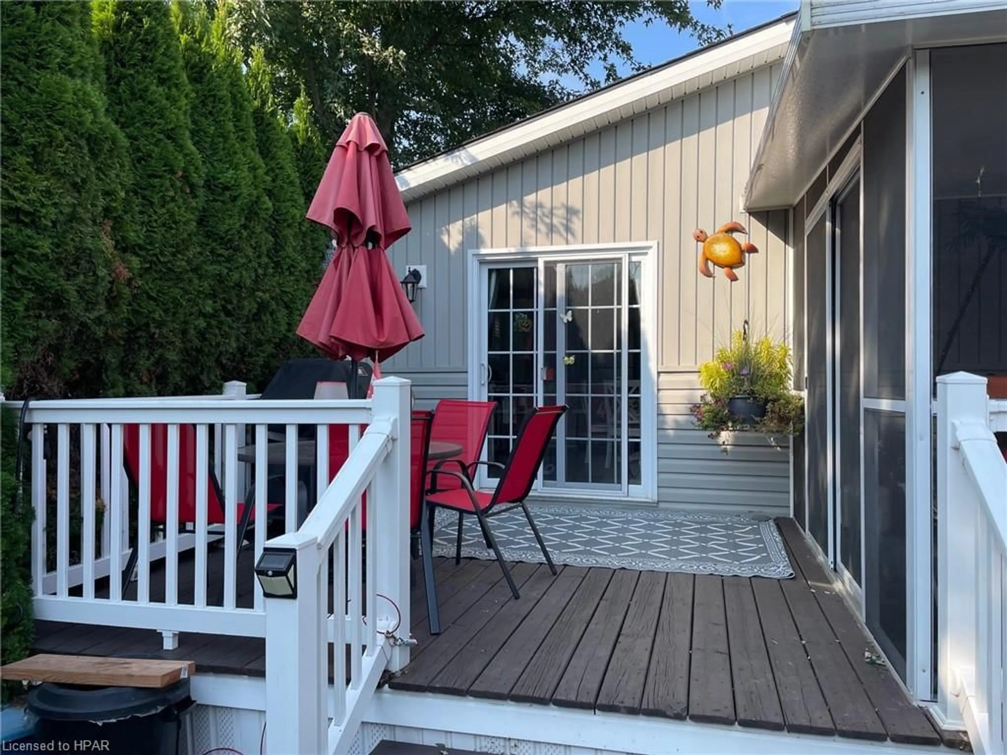 Patio, cottage for 77307 (29 ROWAN Bluewater Hwy 21, Northwood Beach Ontario N0M 1G0