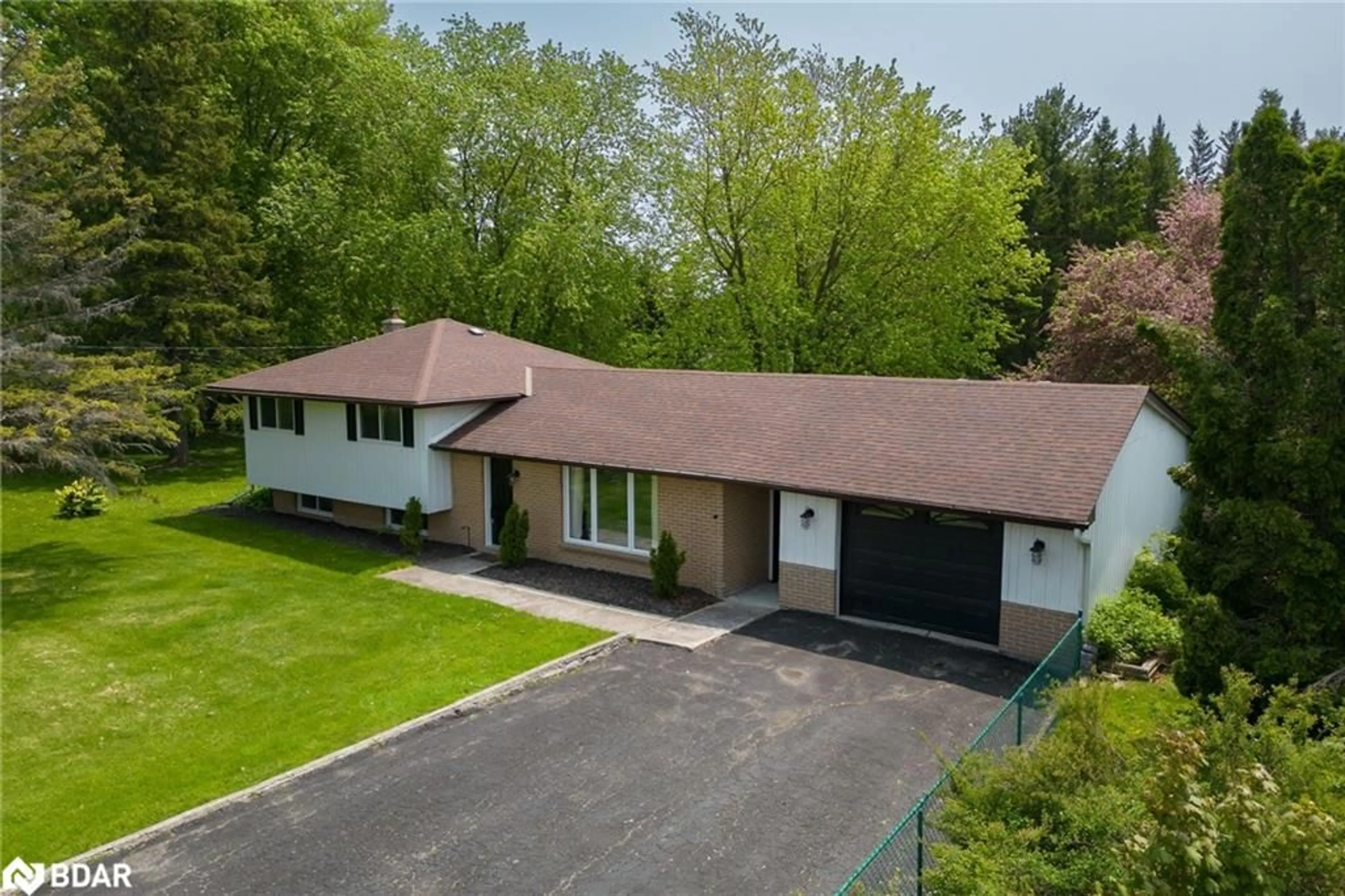 Frontside or backside of a home for 13481 Loyalist Parkway Pky, Picton Ontario K0K 2T0