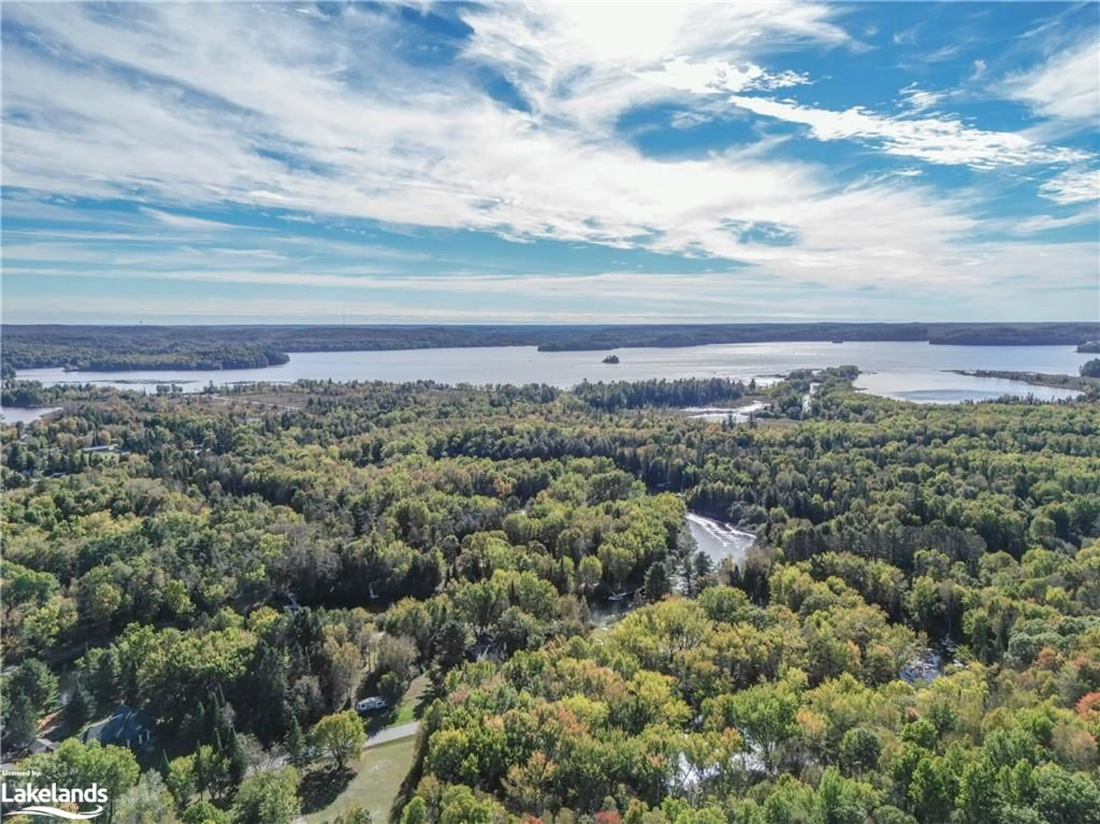 A pic from exterior of the house or condo, the view of lake or river for 17 Mount Vernon Trail, Huntsville Ontario P1H 1E3