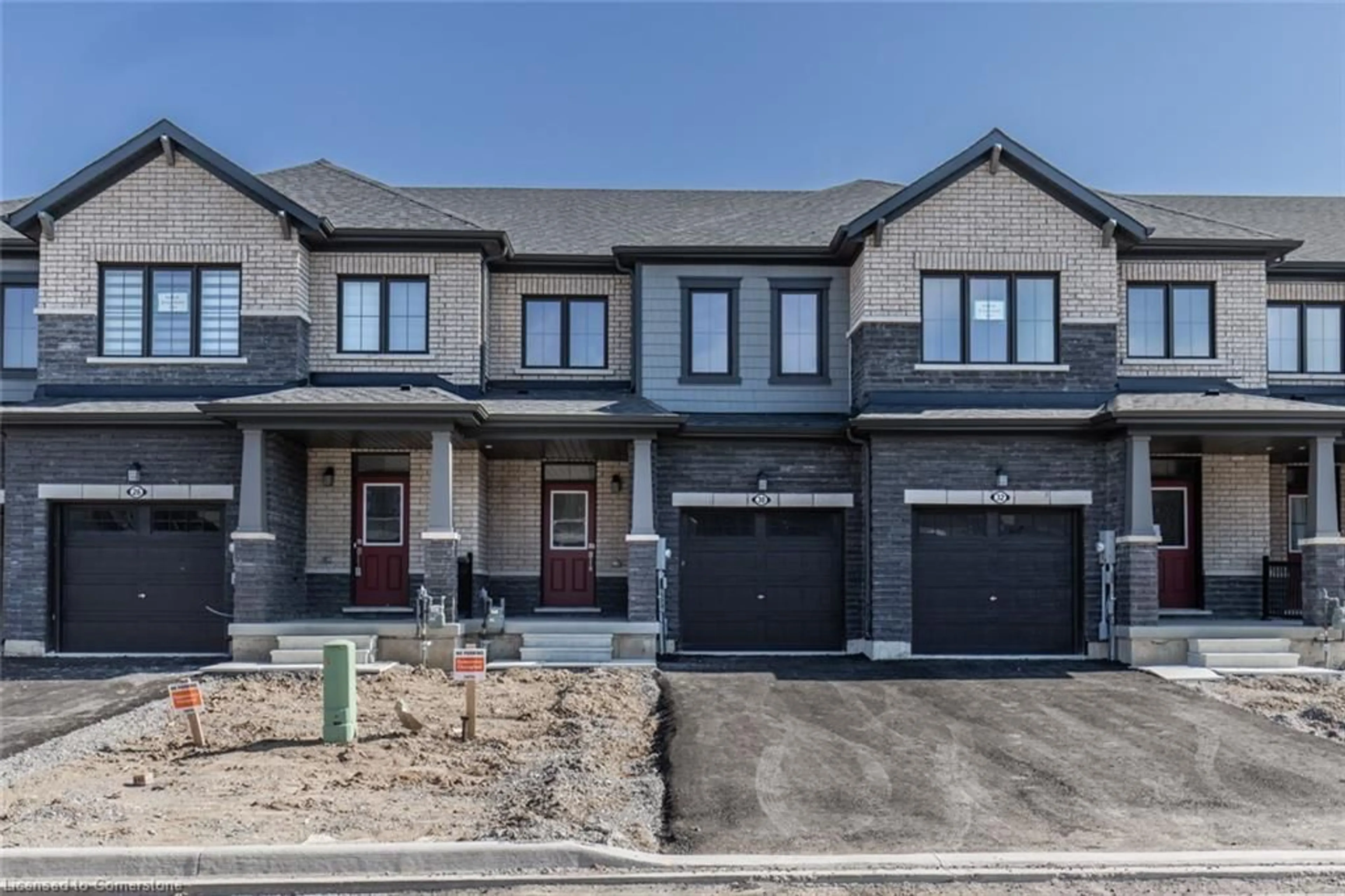 A pic from exterior of the house or condo, the street view for 30 Sun Haven Lane, Thorold South Ontario L2V 0K6