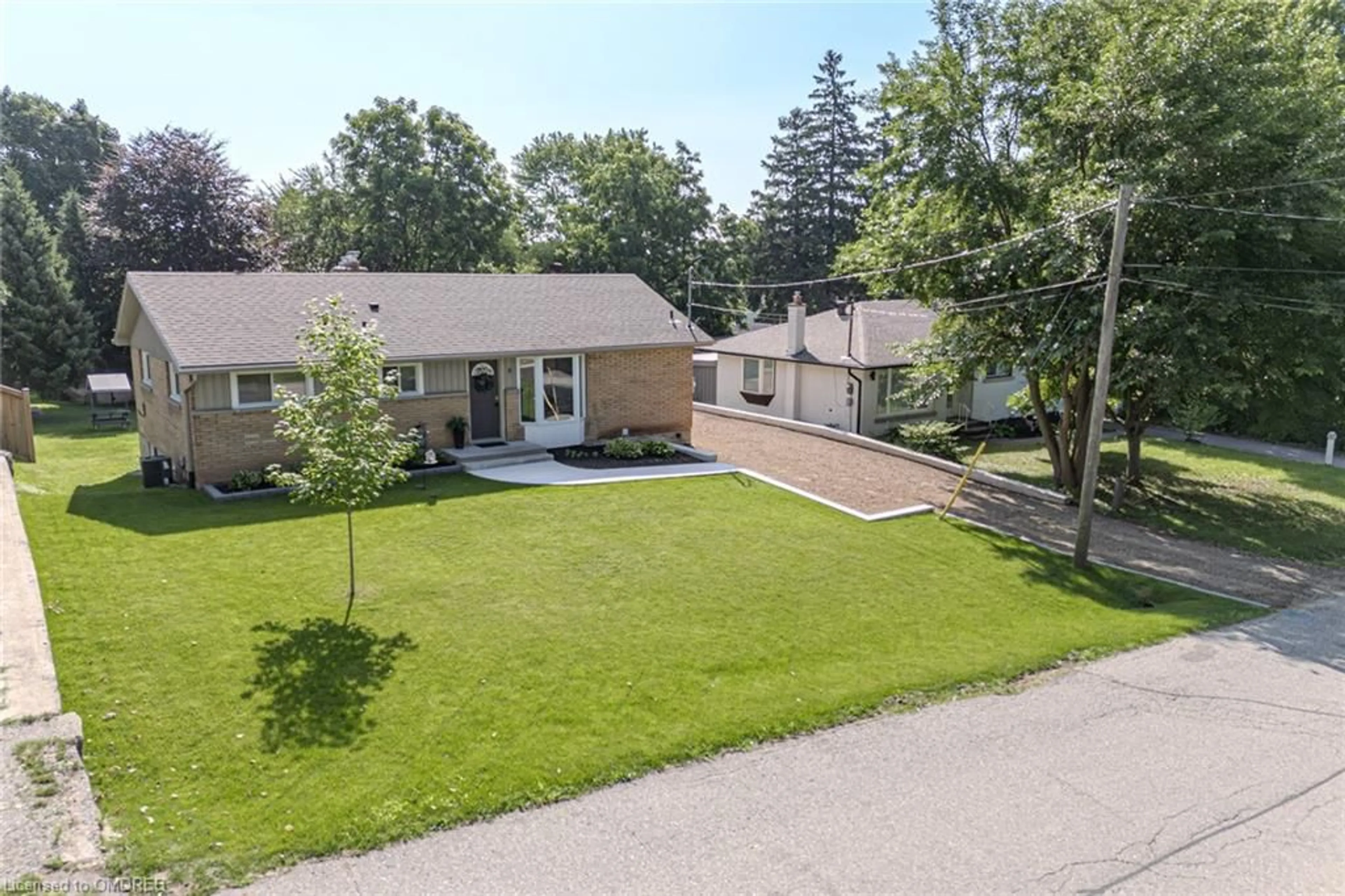 Frontside or backside of a home, the street view for 6 Lillian St, St. George Ontario N0E 1N0