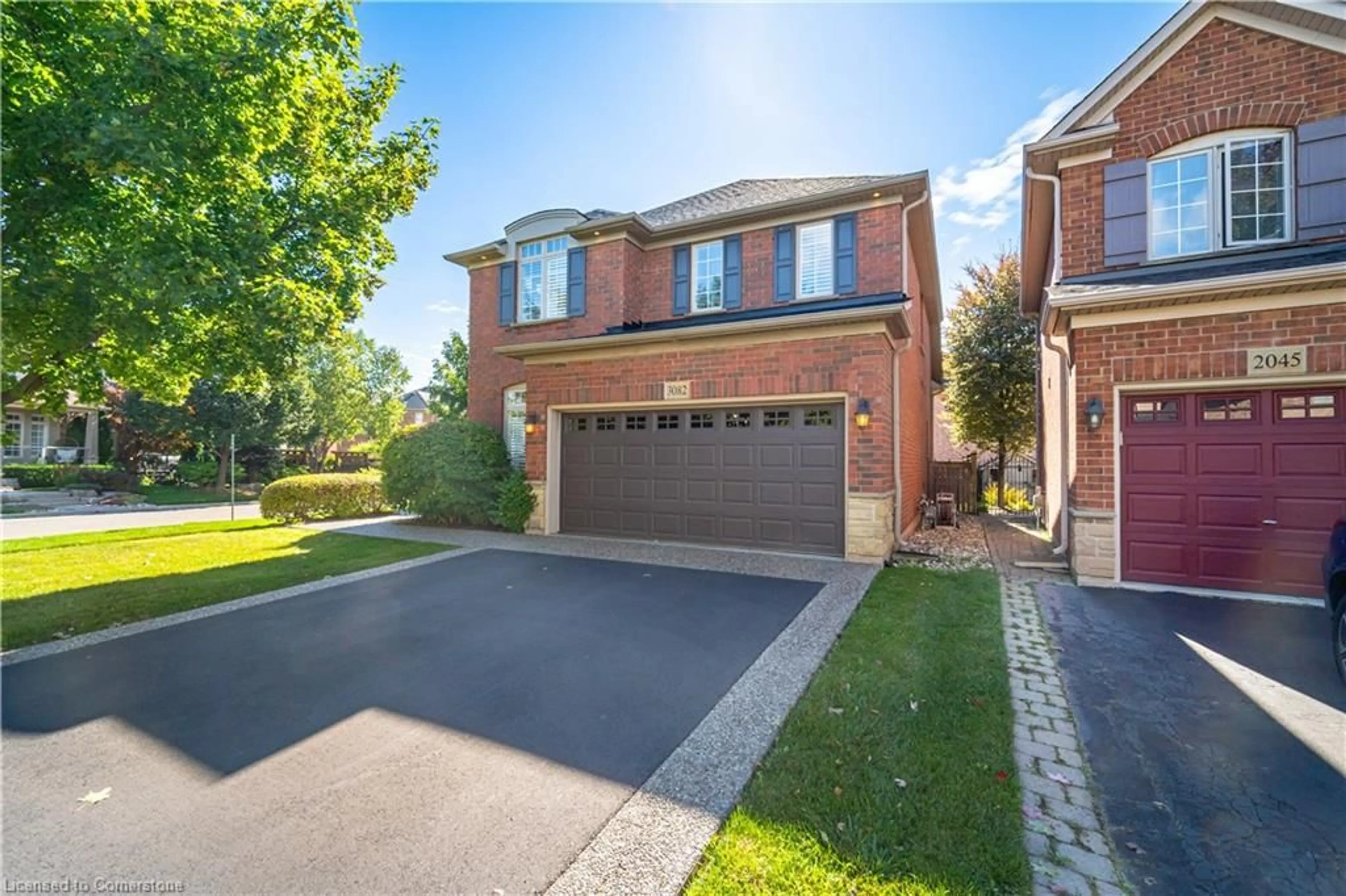 Home with brick exterior material for 3082 Ingleton Lane, Oakville Ontario L6M 5E2