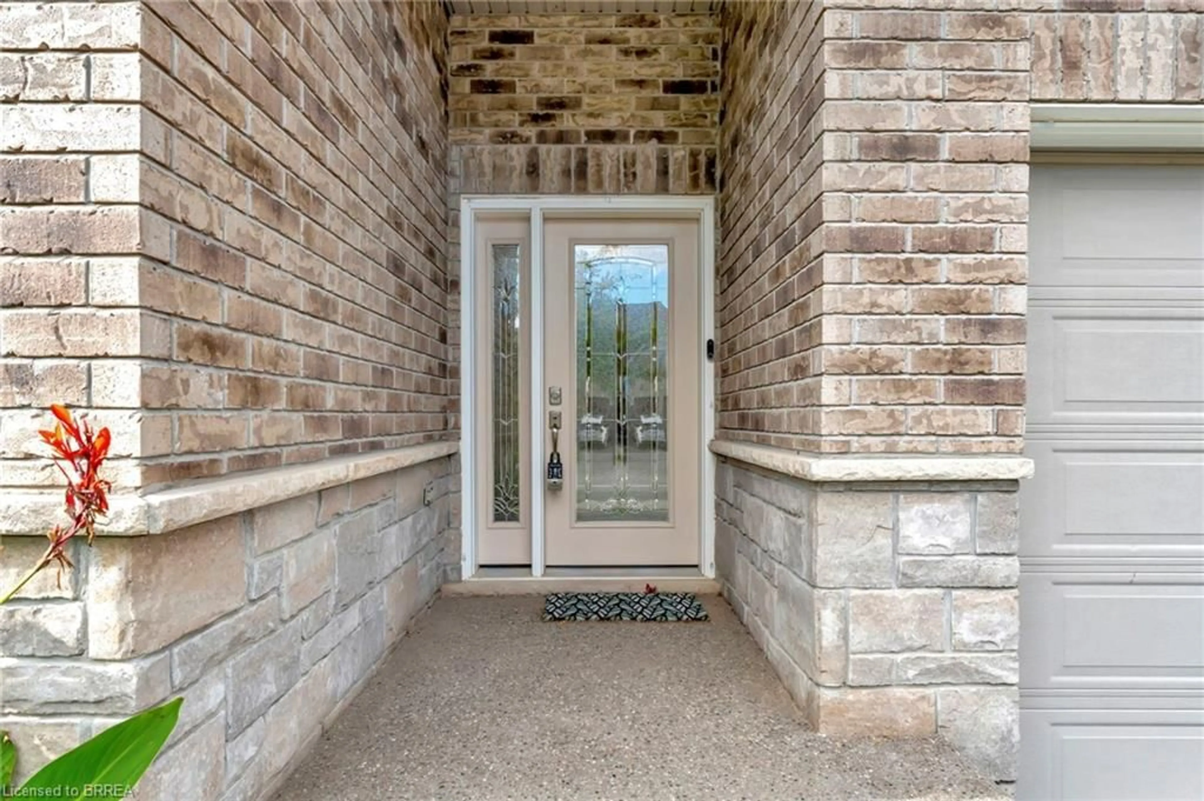 Indoor entryway, ceramic floors for 12 Mcqueen Dr, Paris Ontario N3L 0A3