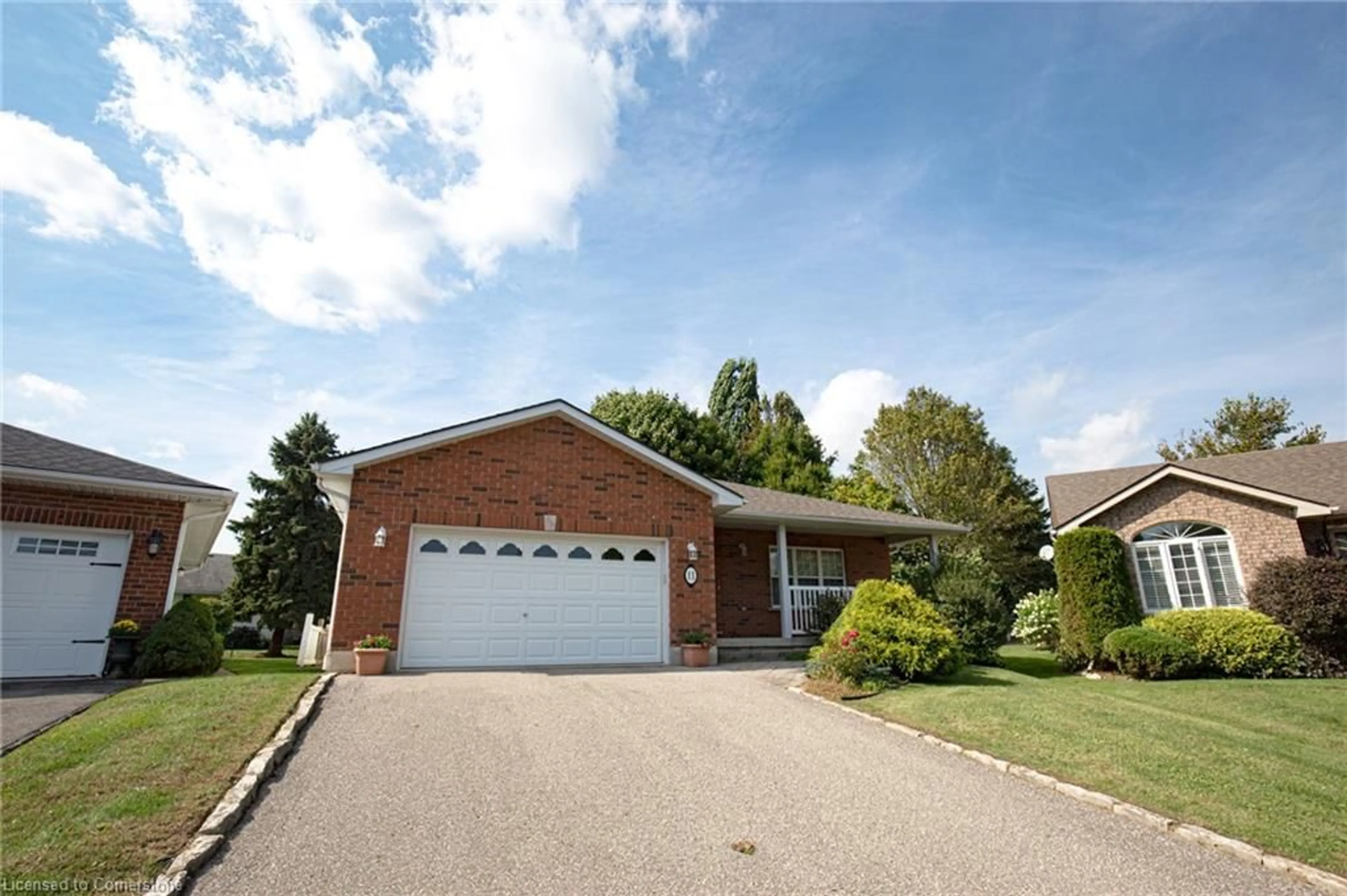 Frontside or backside of a home, cottage for 11 Schneider Dr, Port Dover Ontario N0A 1N4