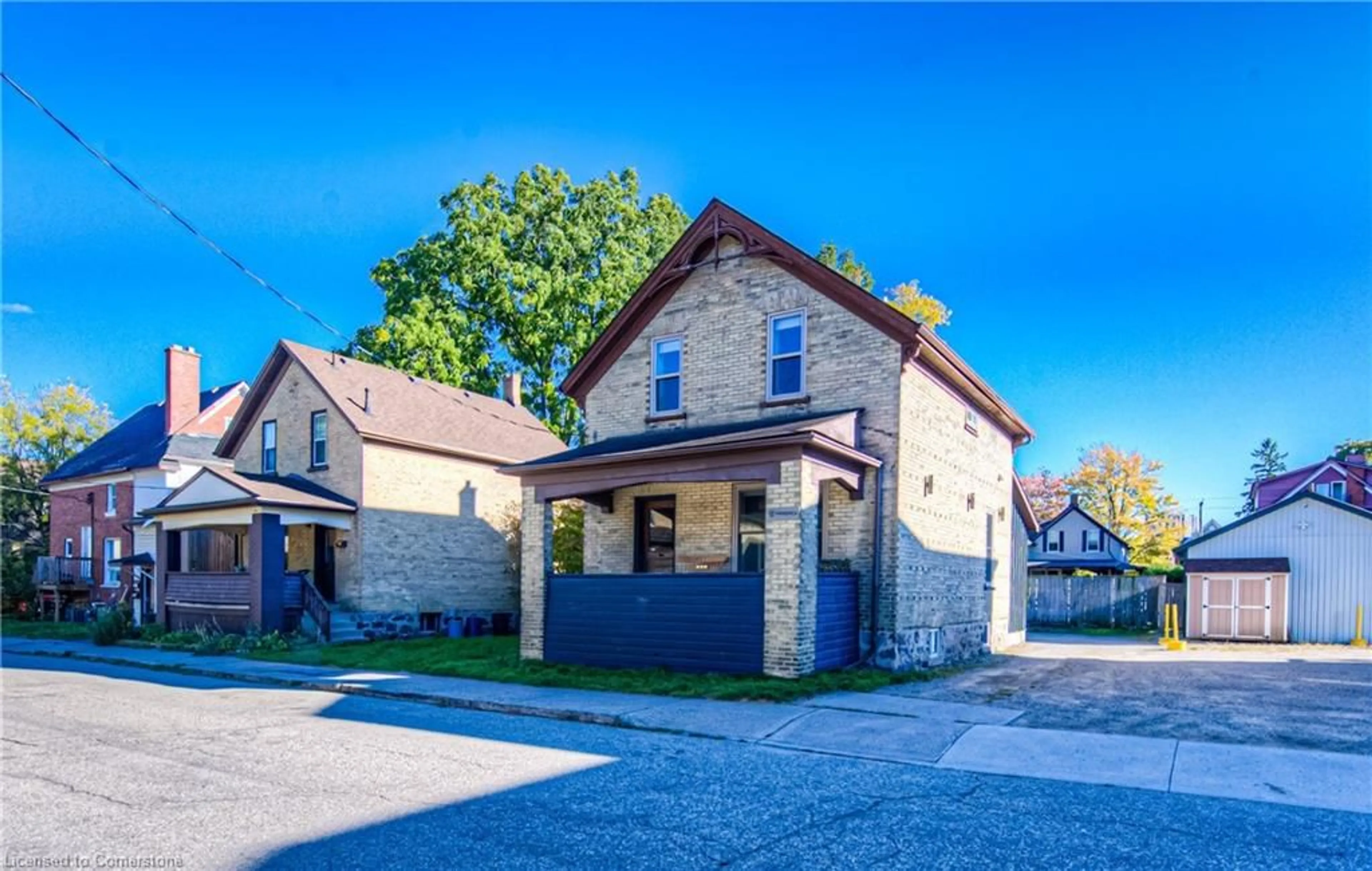 A pic from exterior of the house or condo, cottage for 45 Princess St, Waterloo Ontario N2J 2H6