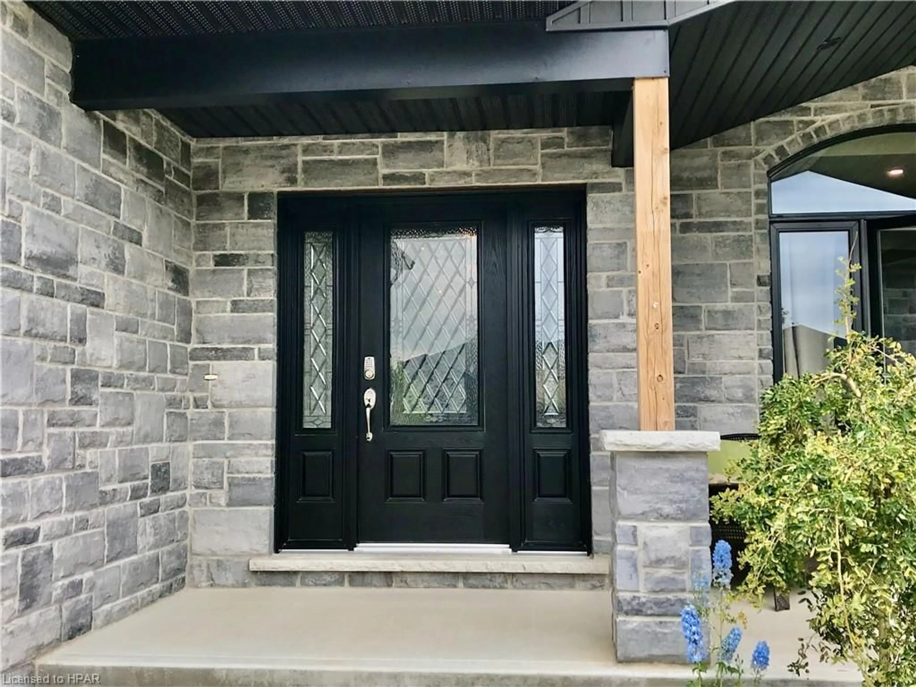 Indoor entryway, cement floor for 215 Duncan St, Mitchell Ontario N0K 1N0