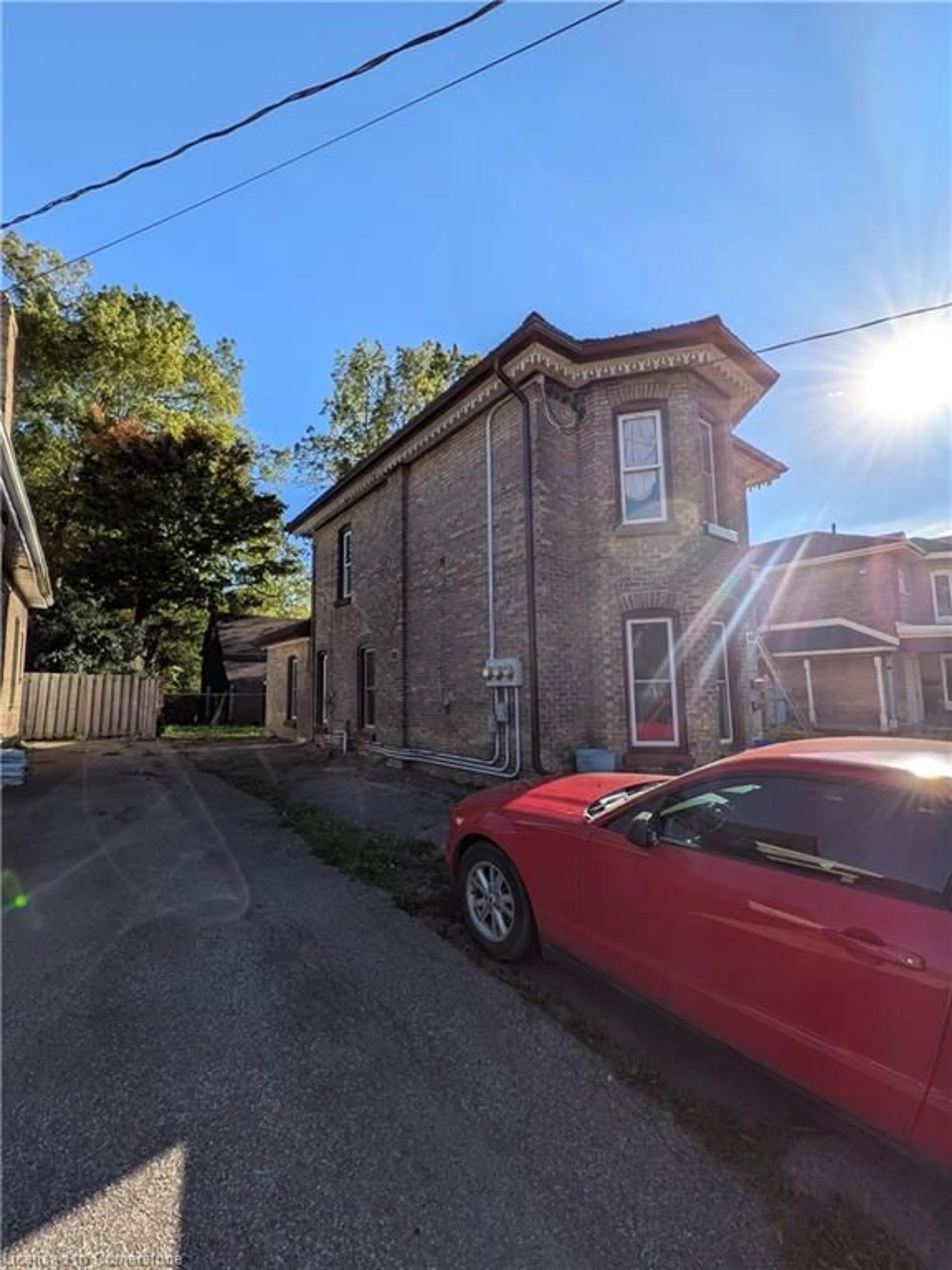 Frontside or backside of a home, the street view for 43 Port St, Brantford Ontario N3S 1Y3