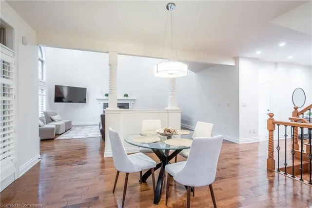 Additional property image - 12 Cowper Crt