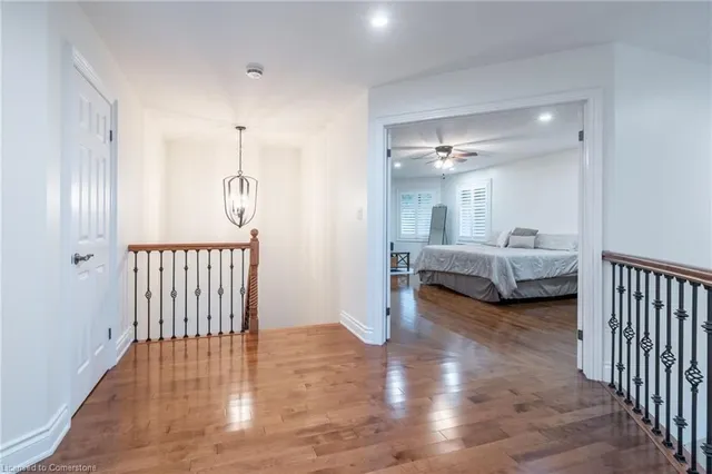 Additional property image - 12 Cowper Crt