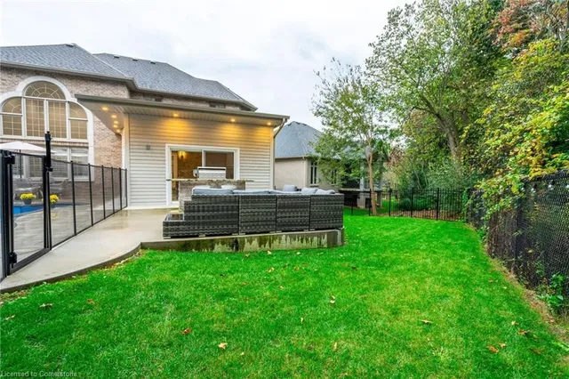 Additional property image - 12 Cowper Crt