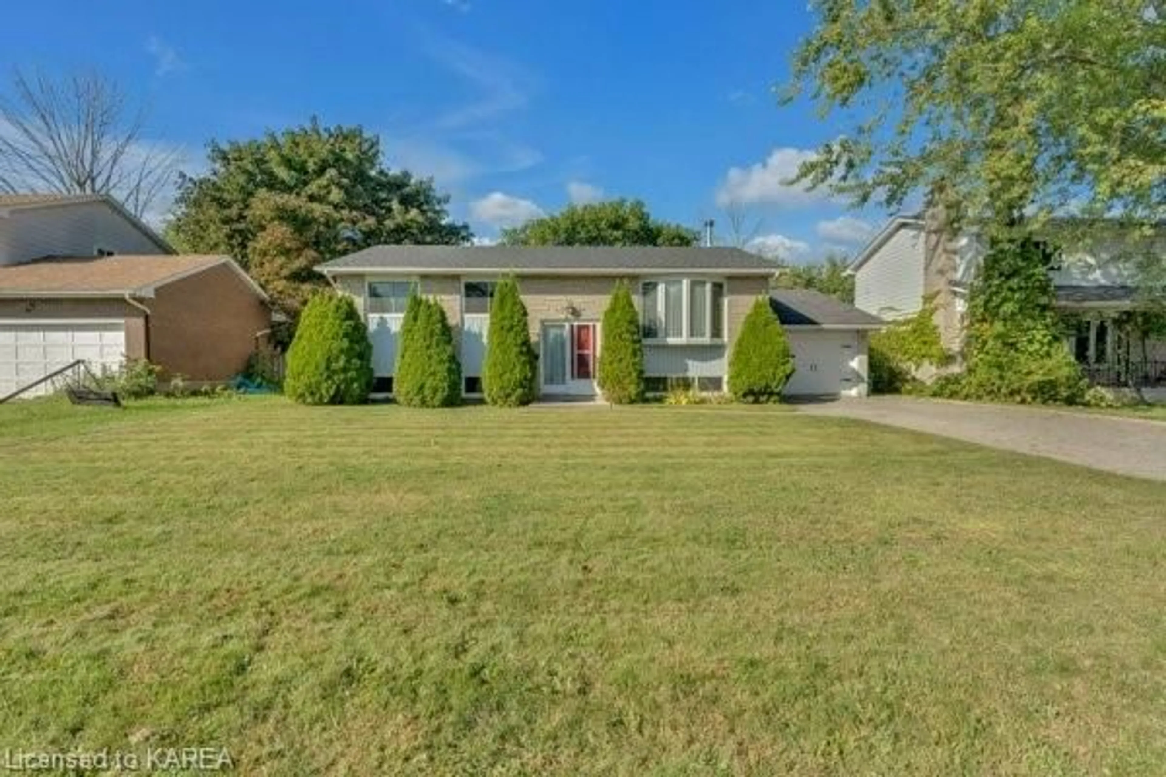 Frontside or backside of a home, the street view for 167 Sherman St, Kingston Ontario K7M 4G9