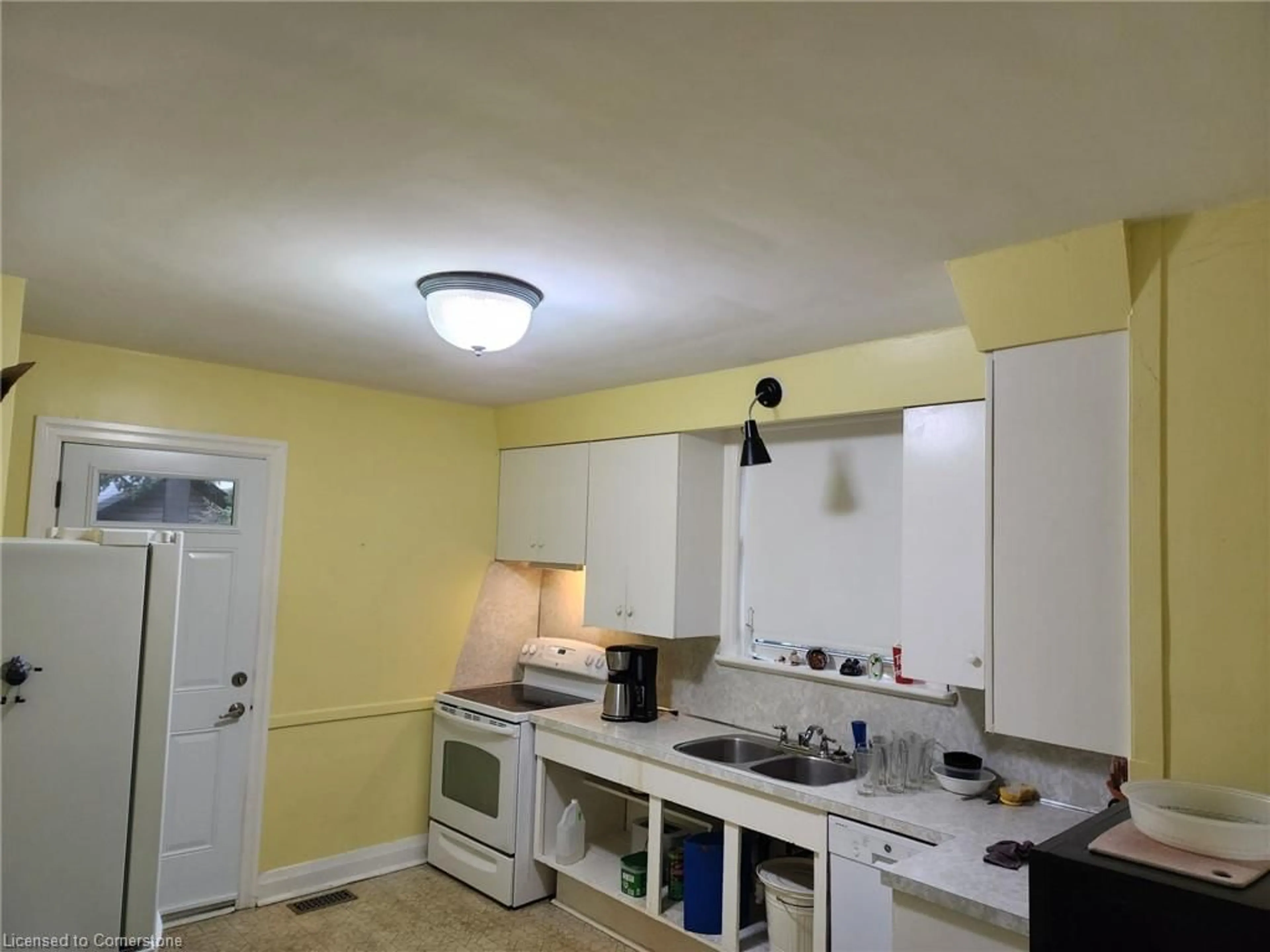 Standard kitchen, not visible floor, cottage for 6 Uplands Ave, Hamilton Ontario L8S 3X7