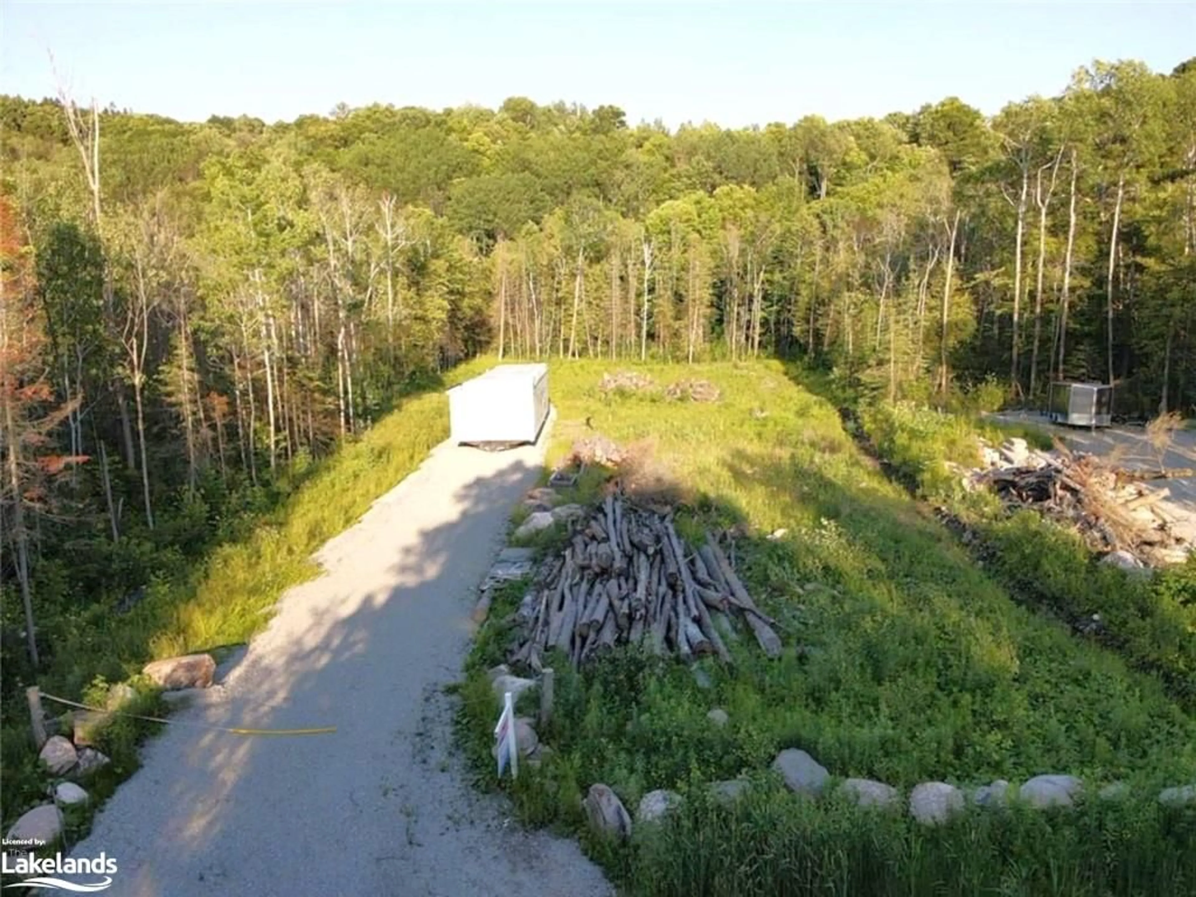 Shed for 465 Silver Birch Dr, Tiny Ontario L9M 0M5