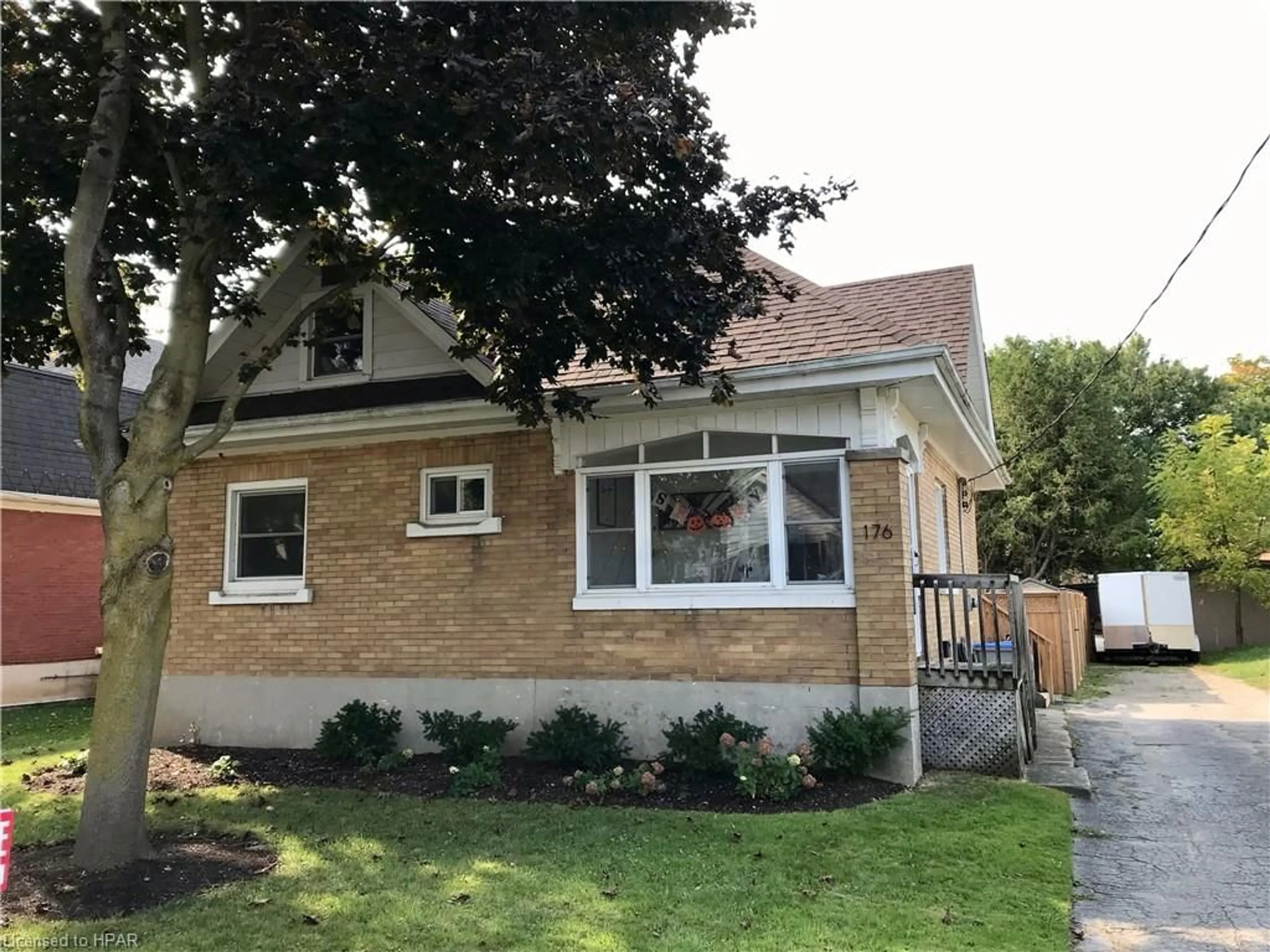 Frontside or backside of a home for 176 Trafalgar St, Mitchell Ontario N0K 1N0