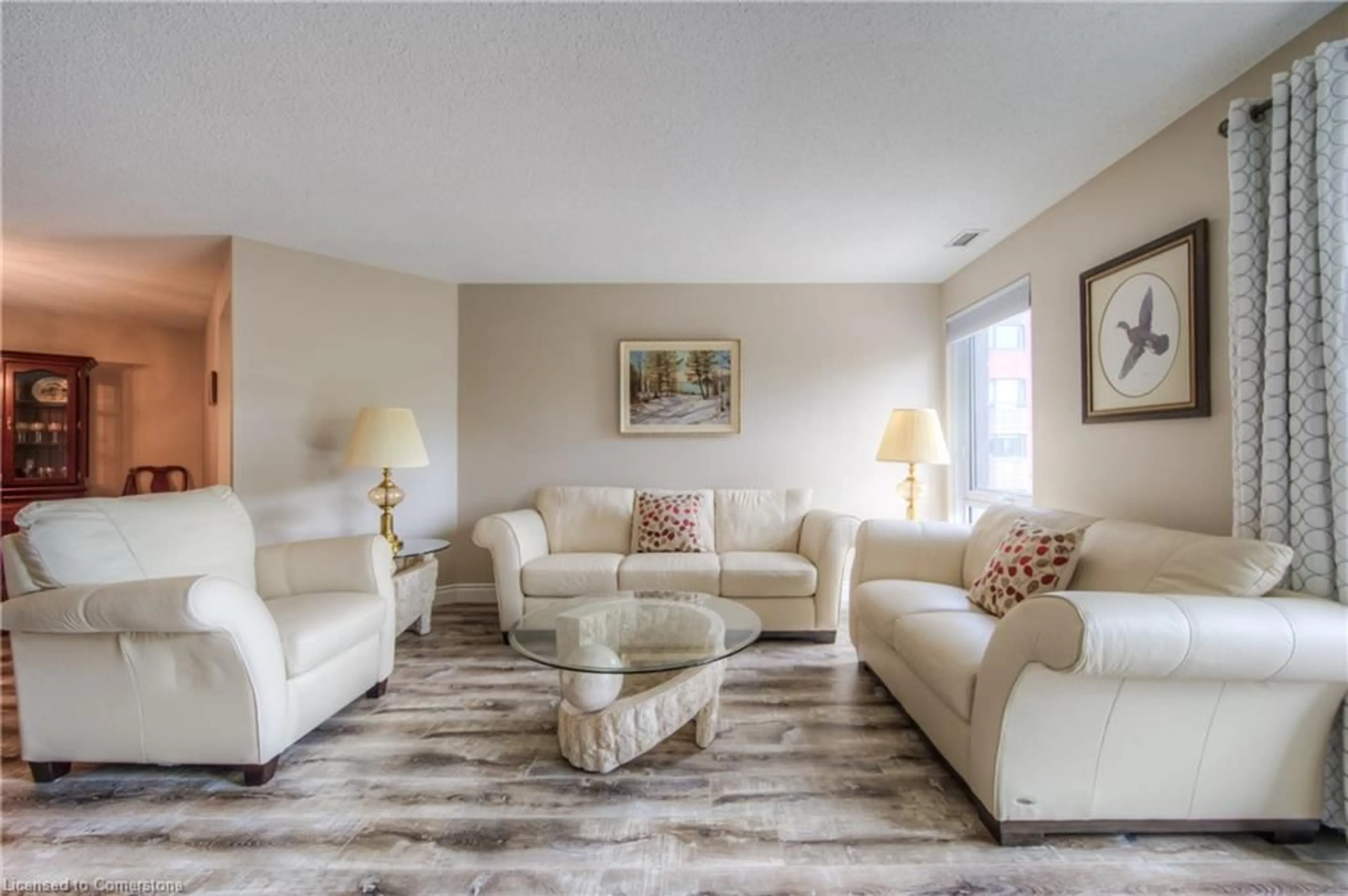 Living room, carpet floors for 50 Blue Springs Dr #31, Waterloo Ontario N2J 4M4