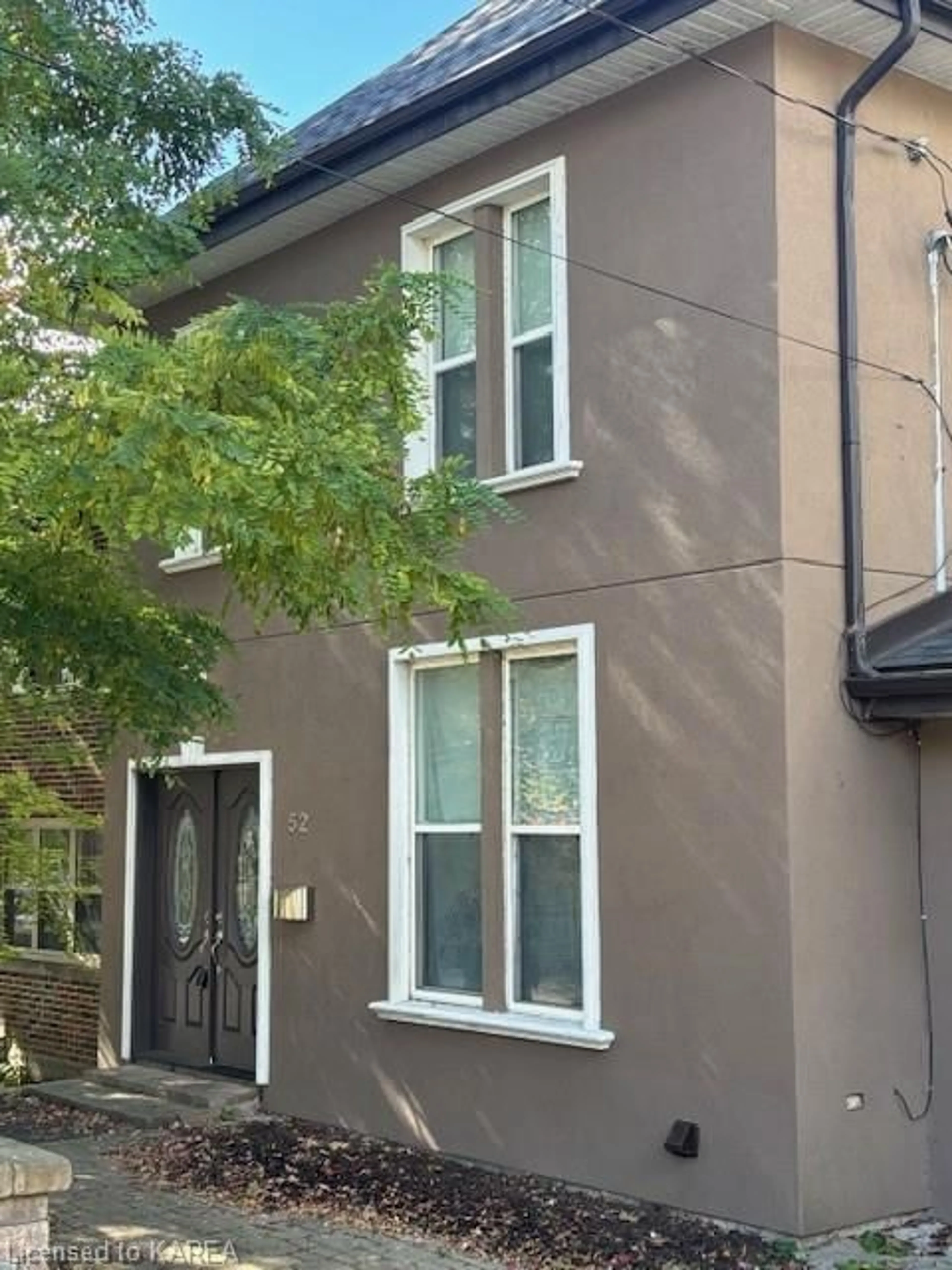 A pic from exterior of the house or condo, the front or back of building for 52 Beverley St, Kingston Ontario K7L 3Y4