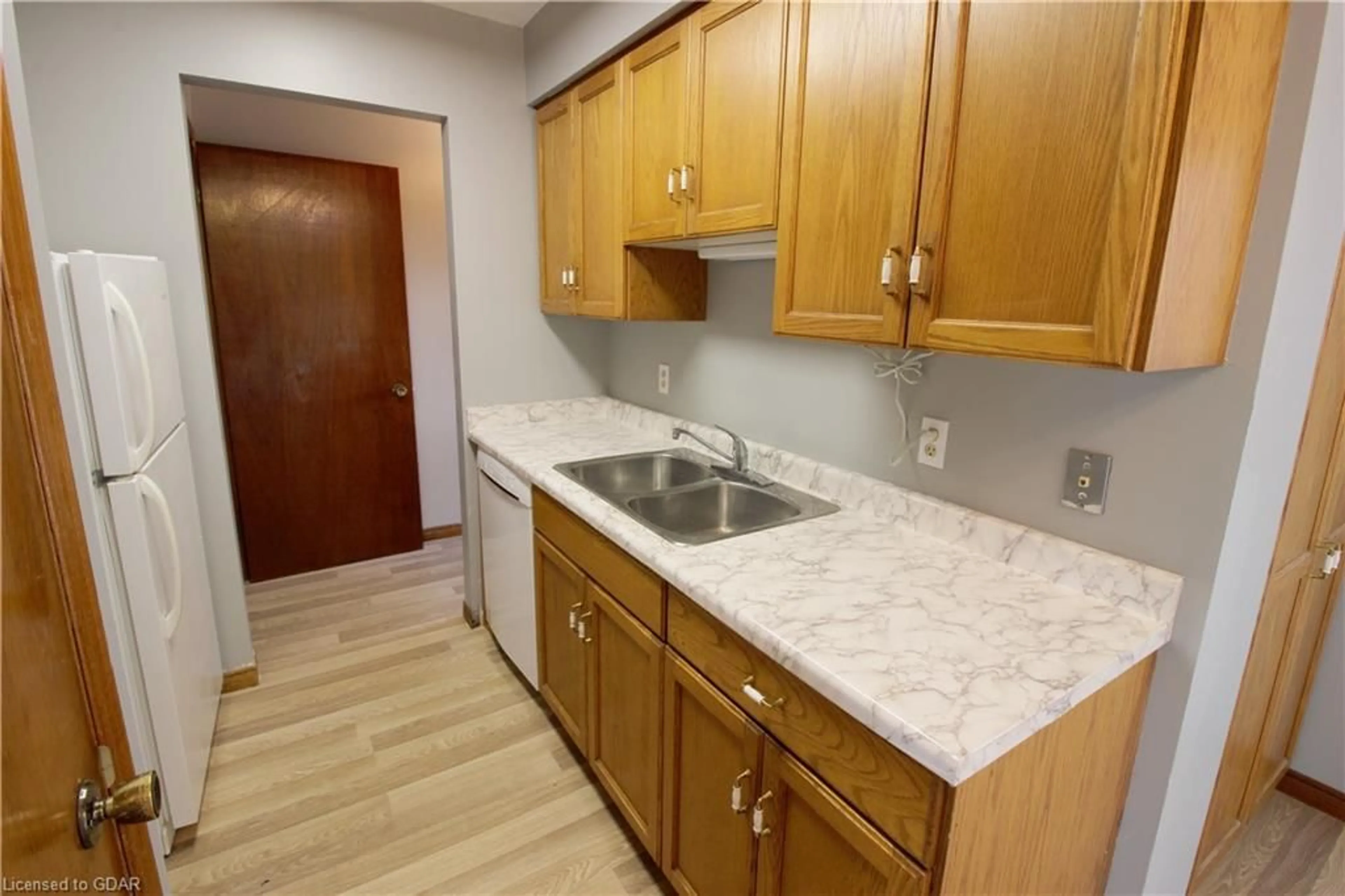 Standard kitchen, unknown floor for 18 Farrell Lane, Arthur Ontario N0G 1A0