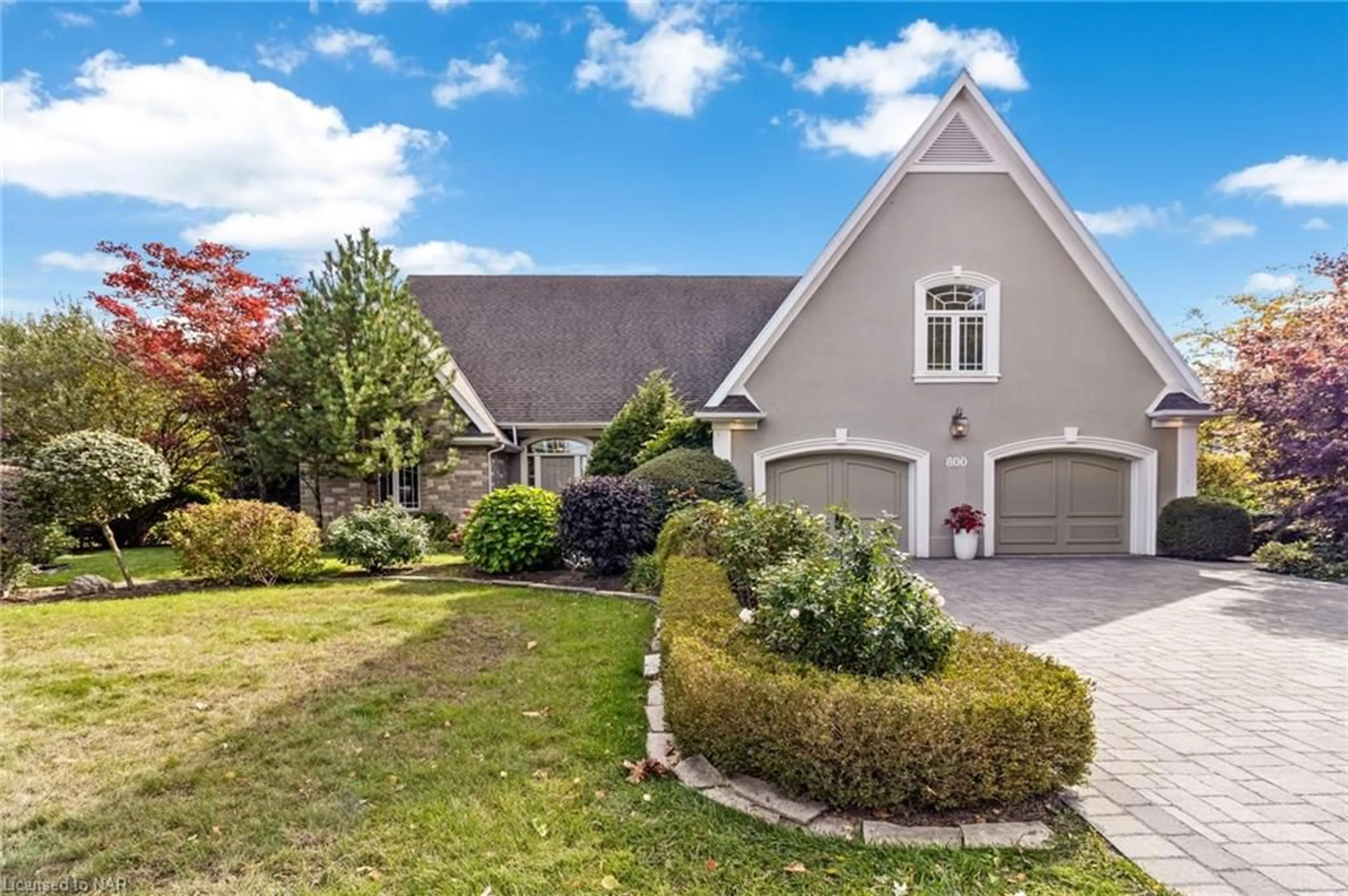 Frontside or backside of a home, cottage for 800 Green St, Niagara-on-the-Lake Ontario L0S 1J0