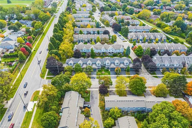 Additional property image - 3333 New St Unit 3