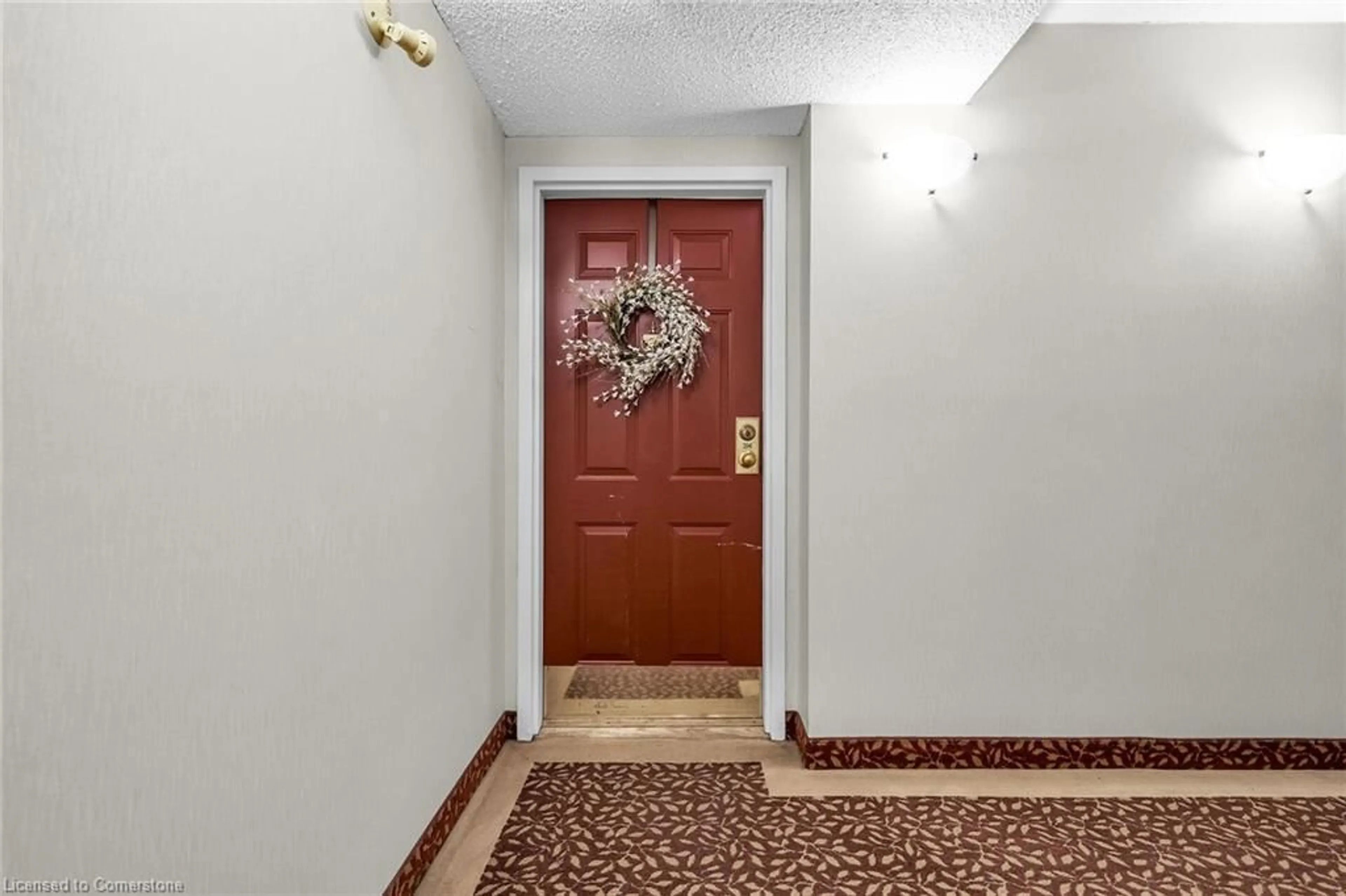 Indoor foyer, wood floors for 150 Wilson St #314, Ancaster Ontario L8R 1E2