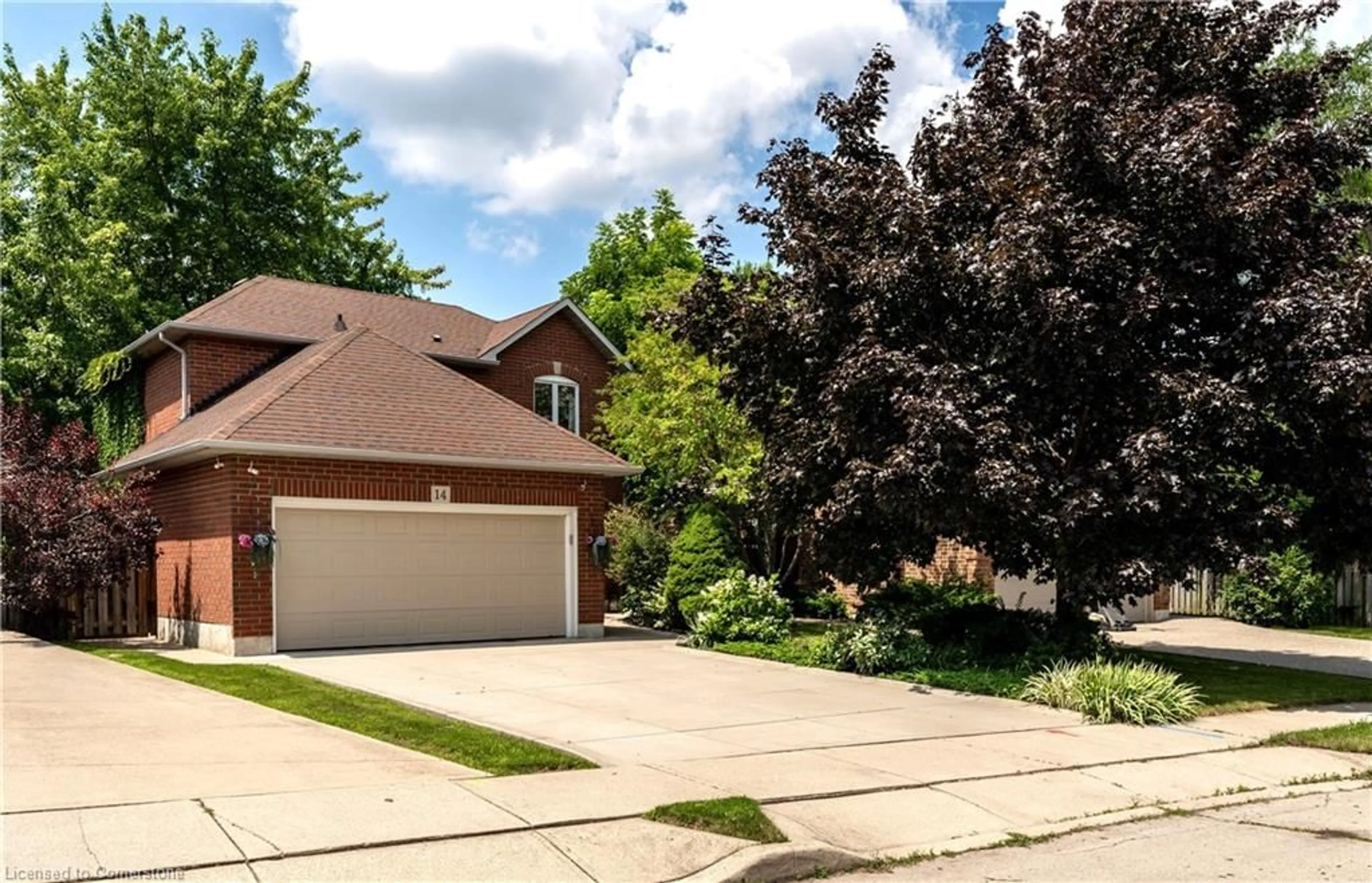 Frontside or backside of a home, the street view for 14 Coopershawk Cres, Hamilton Ontario L9B 2P4