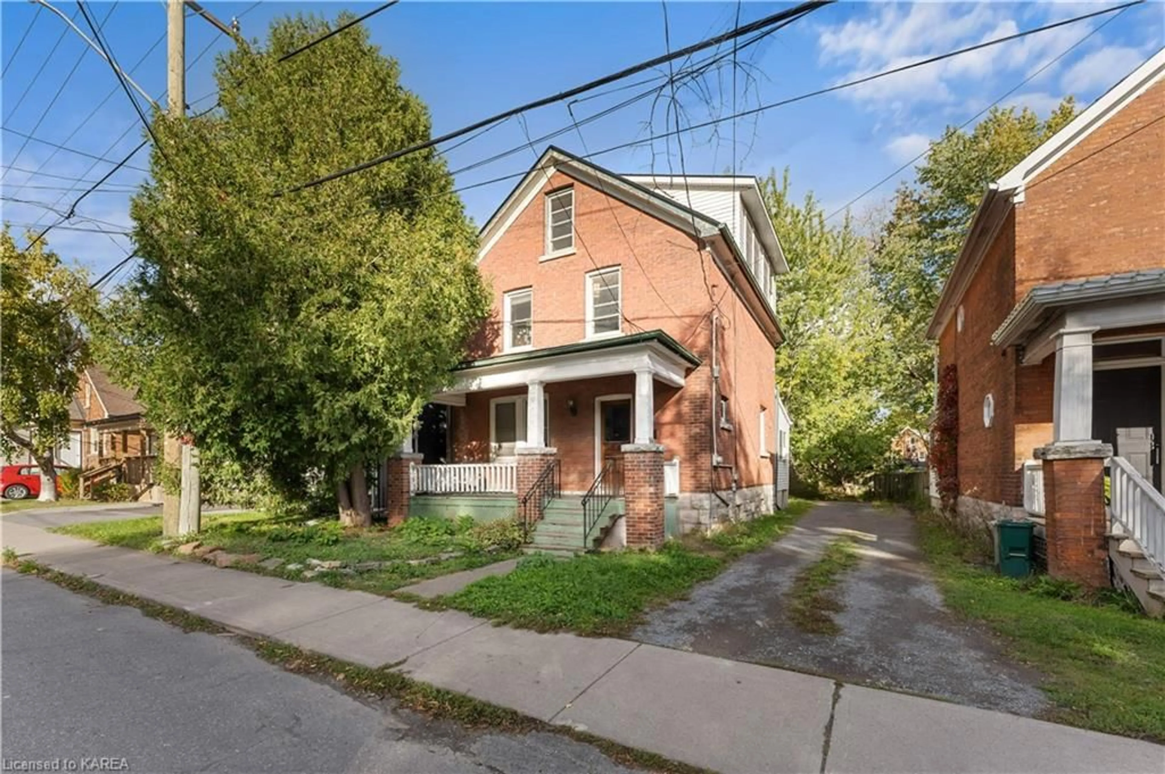 A pic from exterior of the house or condo, the street view for 539 Albert St, Kingston Ontario K7K 4M5