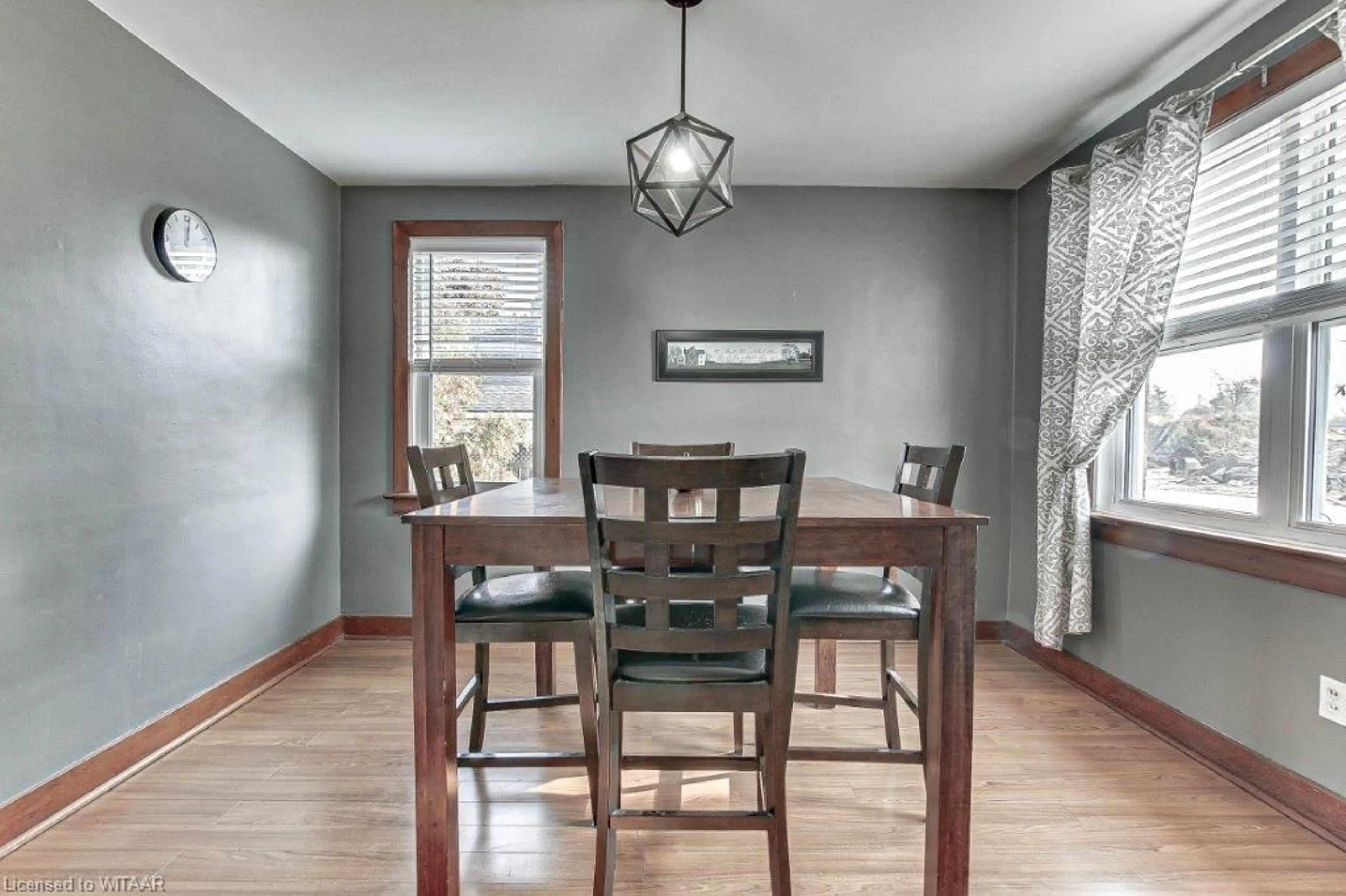 Dining room, wood floors, cottage for 27 Gissing St, Princeton Ontario N0J 1V0