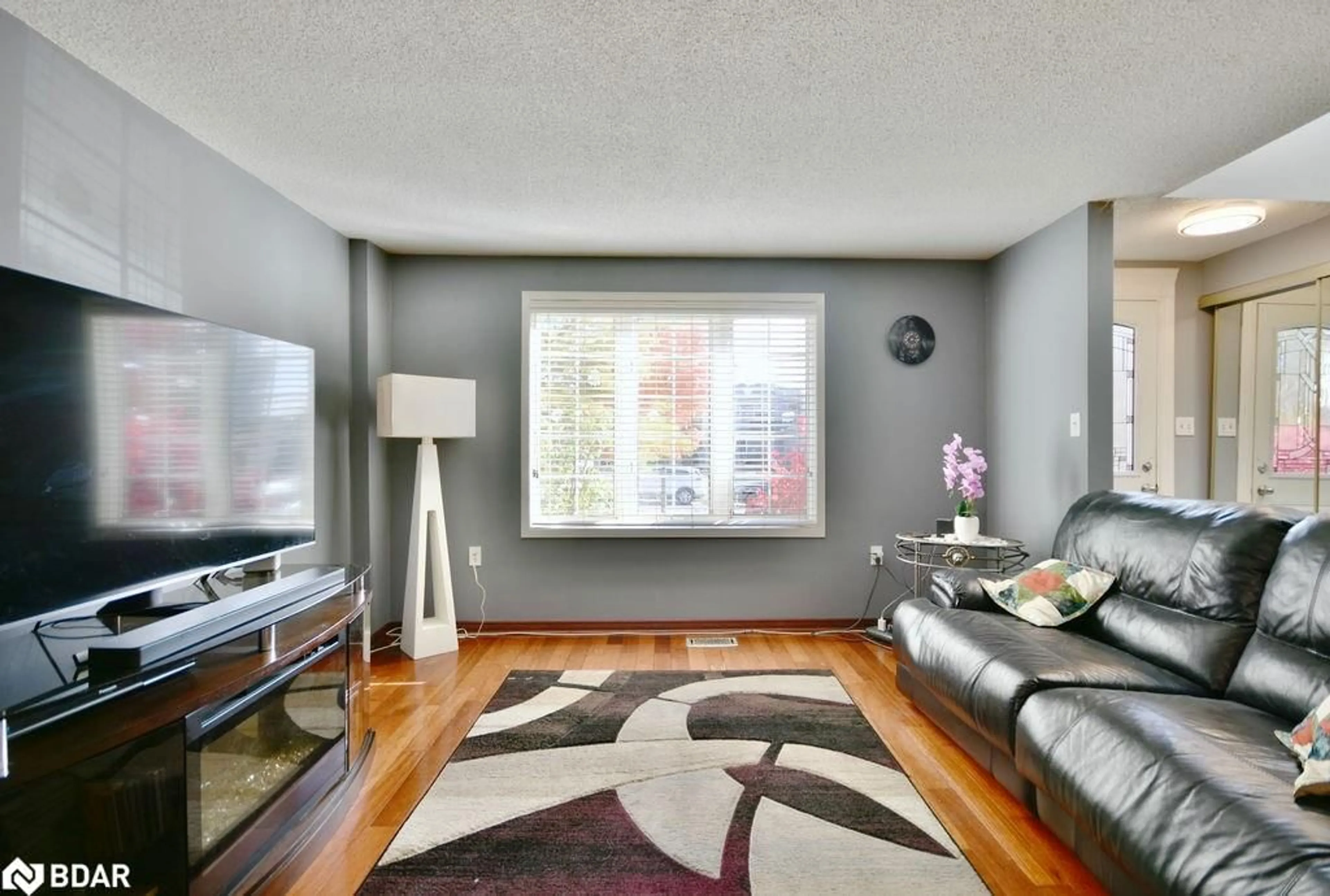 Living room, wood floors for 16 Waddington Cres, Barrie Ontario L4N 8C8