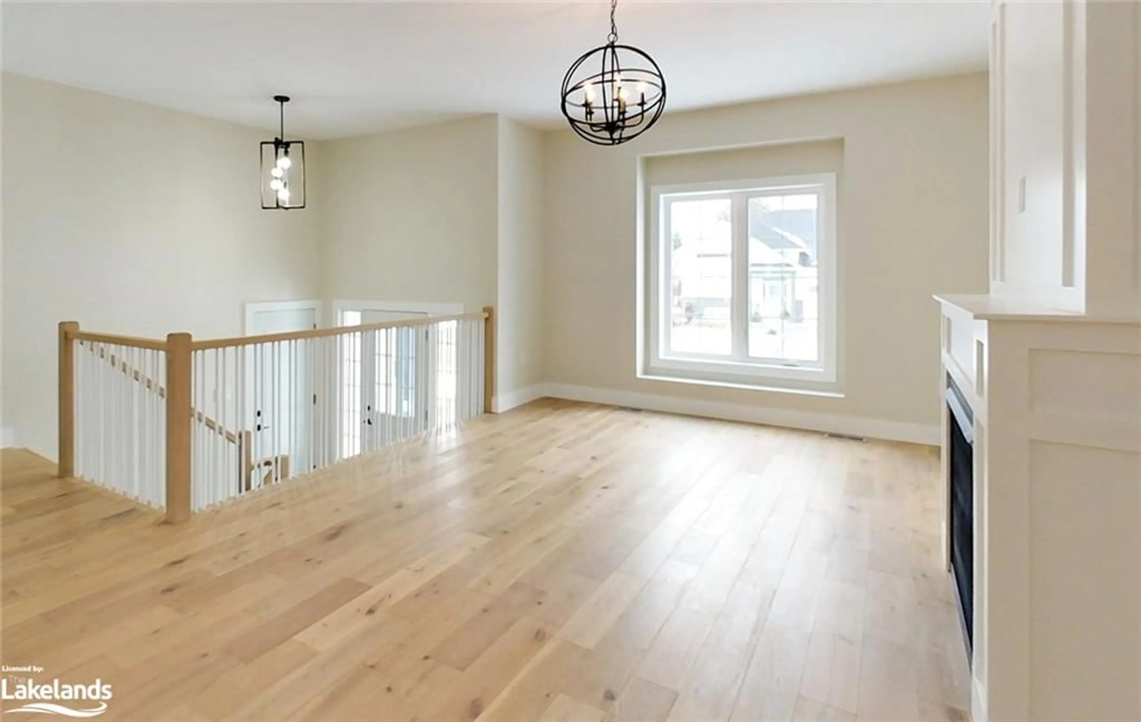 A pic of a room, wood floors for 19 Gordon Cres, Meaford Ontario N4L 1C7
