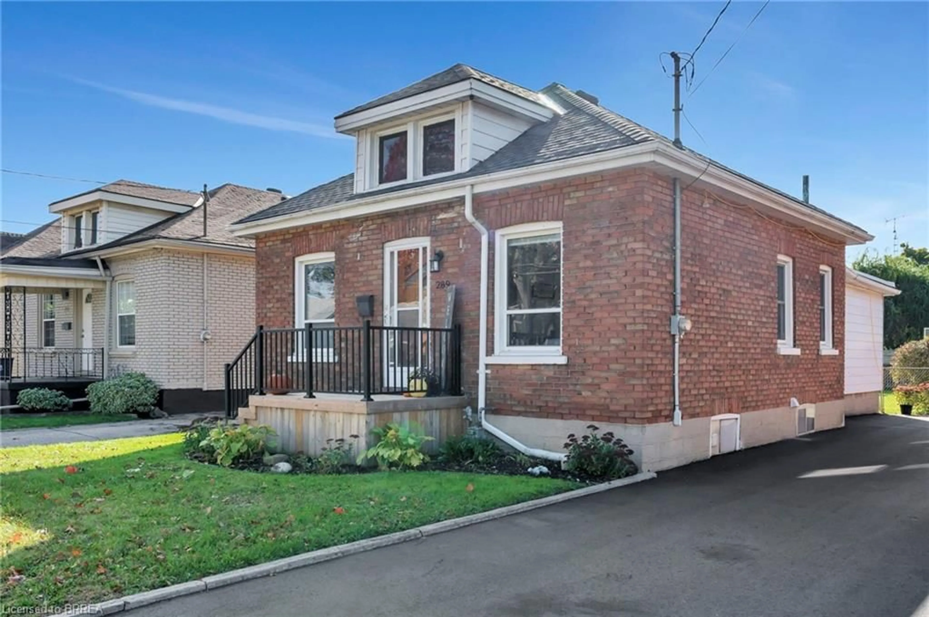 Frontside or backside of a home, cottage for 289 Marlborough St, Brantford Ontario N3S 4T6